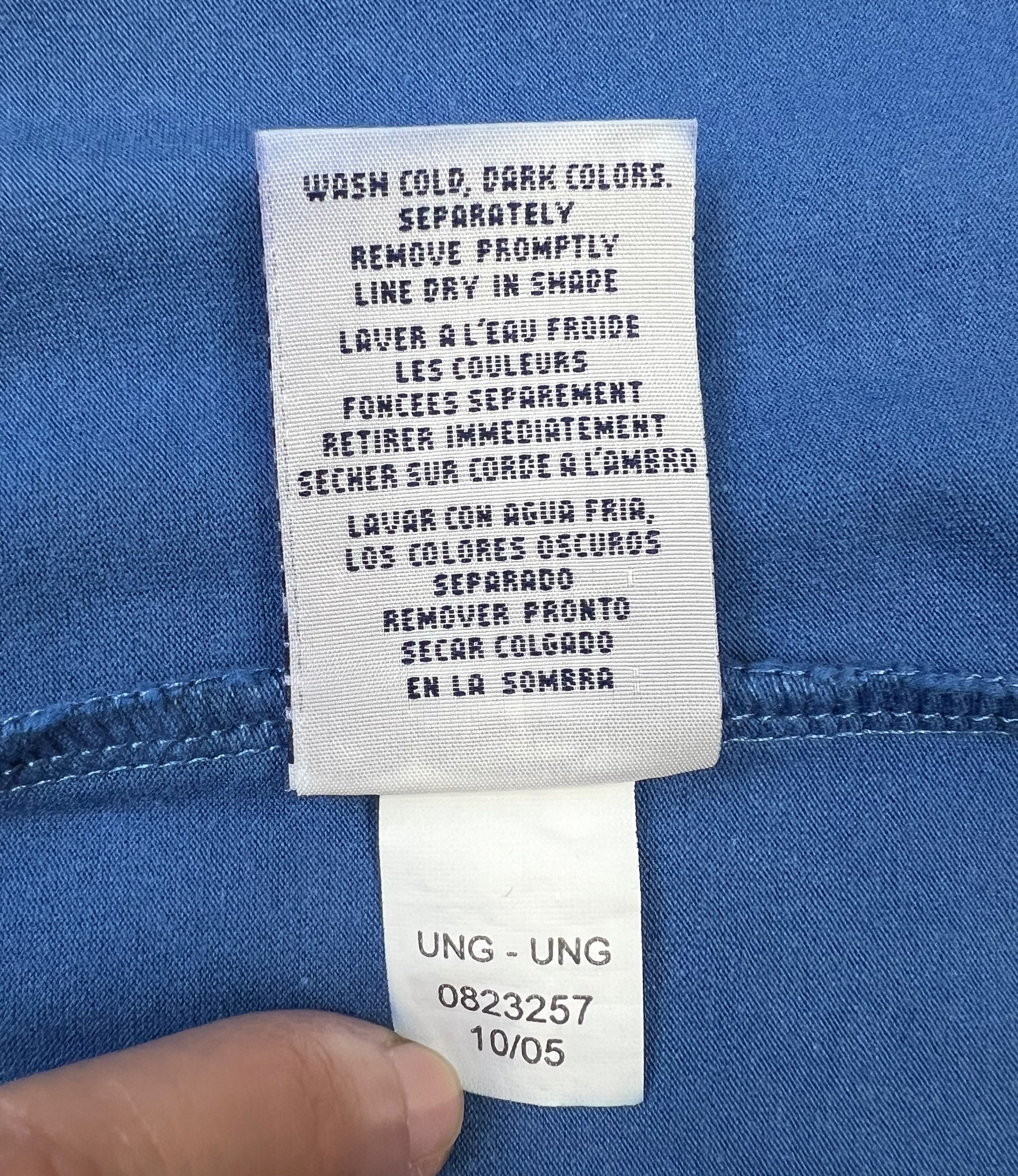 Tommy Hilfiger Vintage Y2K Hilfiger Denim V-Neck T-Shirt Size M / US 6-8 / IT 42-44 - 10 Thumbnail