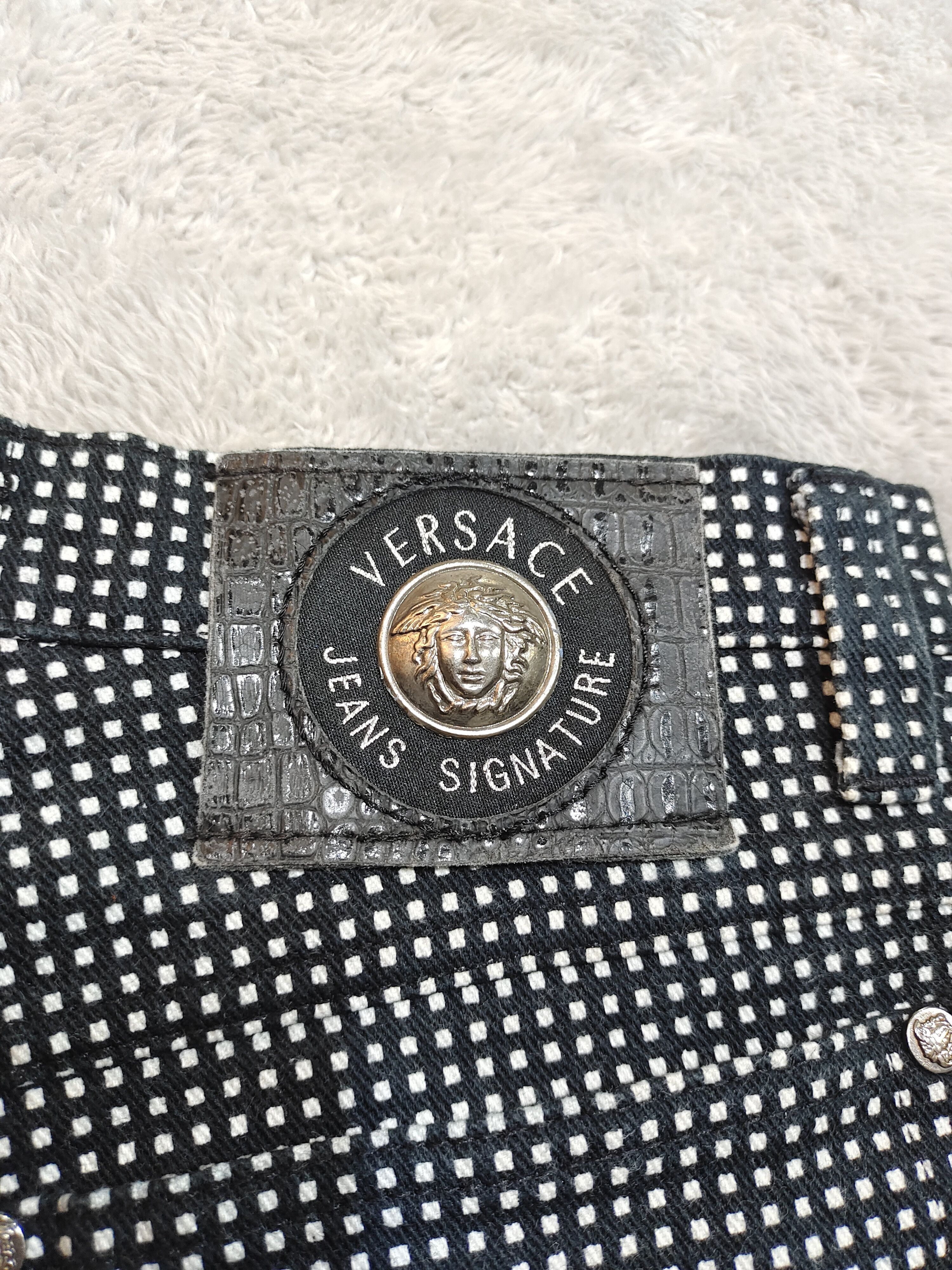 Versace VERSACE JEAN SIGNATURE BLACK AND WHITE MADE IN ITALY Size US 30 / EU 46 - 9 Thumbnail