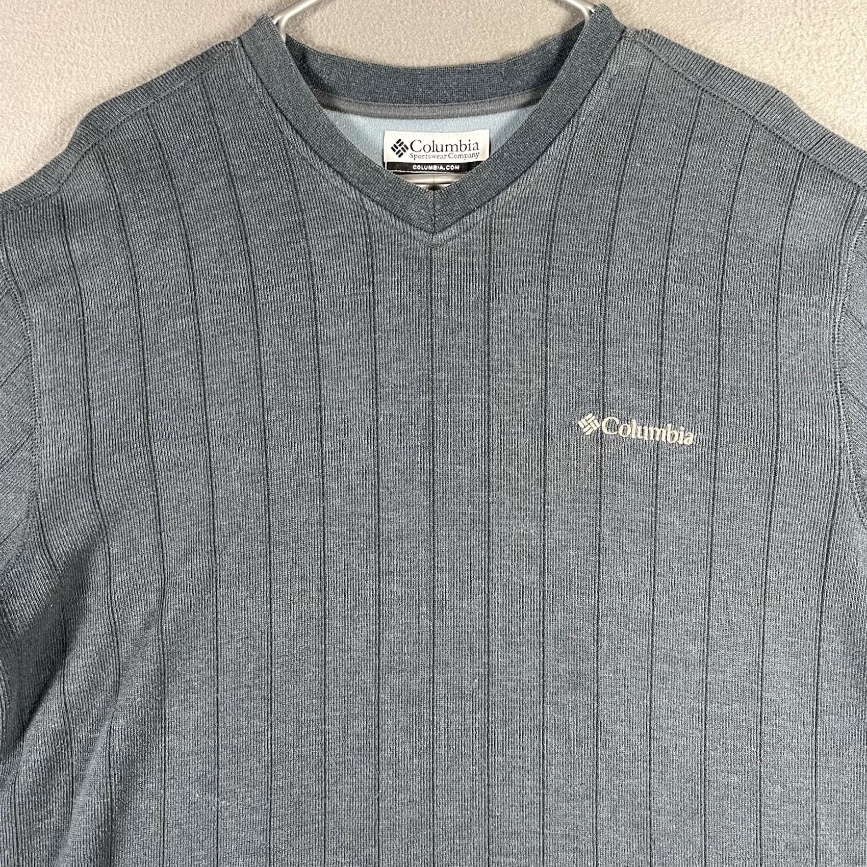 Logo 7 Columbia Logo Embroidered Knit Gray Long Sleeve Crew Neck Pullover Sweater L Mens Regular Knit Type Sweatshirt Cotton Size US L / EU 52-54 / 3 - 2 Thumbnail