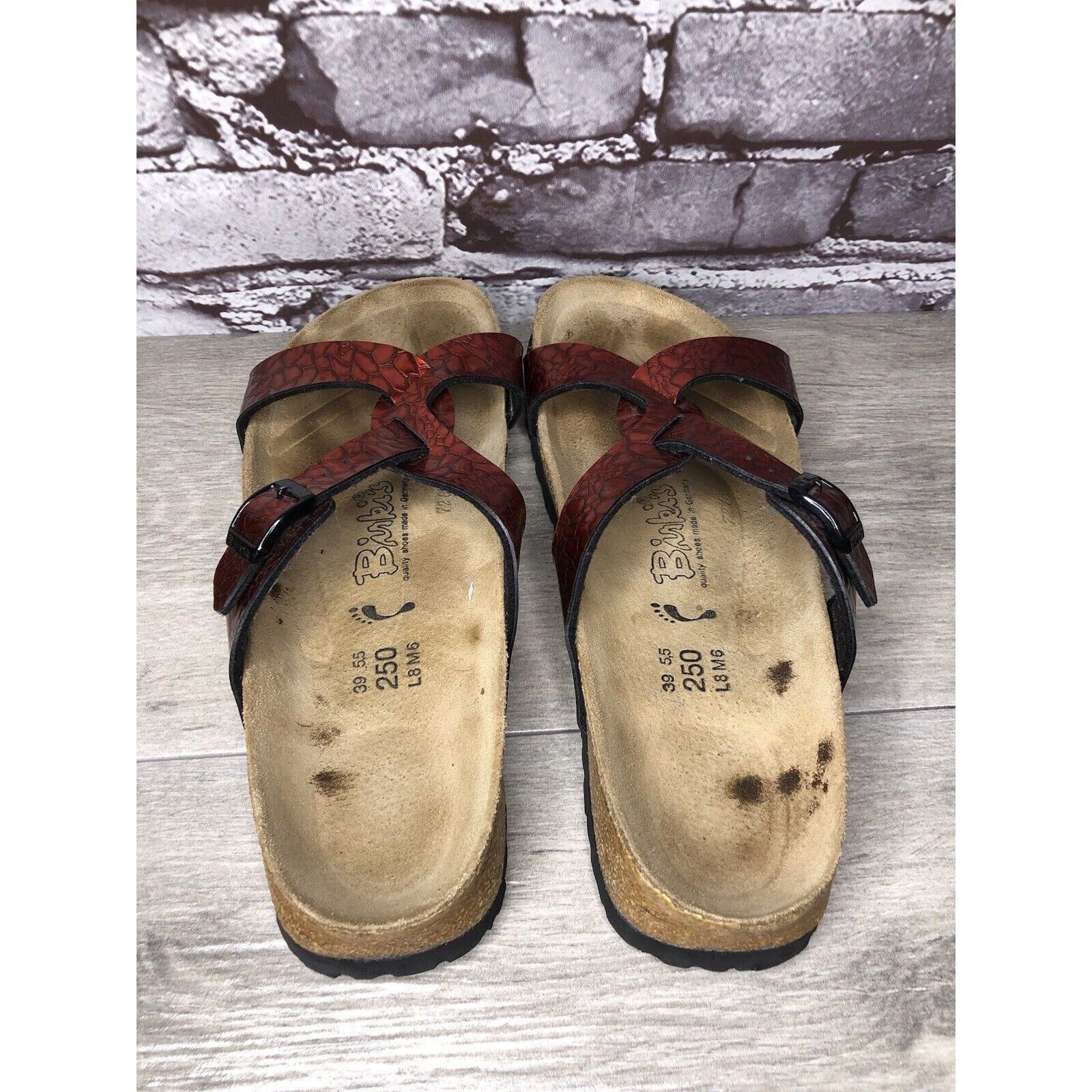 Birkenstock Birkenstock Birki’s Red Patent Leather Croc Cork Strap Sanda Size US 8 / IT 38 - 4 Thumbnail