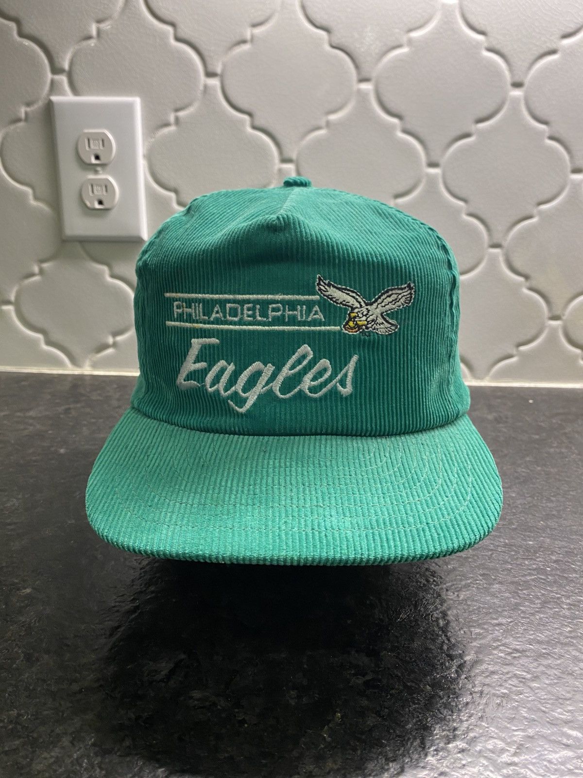 NFL Vintage 80s Philadelphia eagles corduroy logo hat Size ONE SIZE - 1 Thumbnail