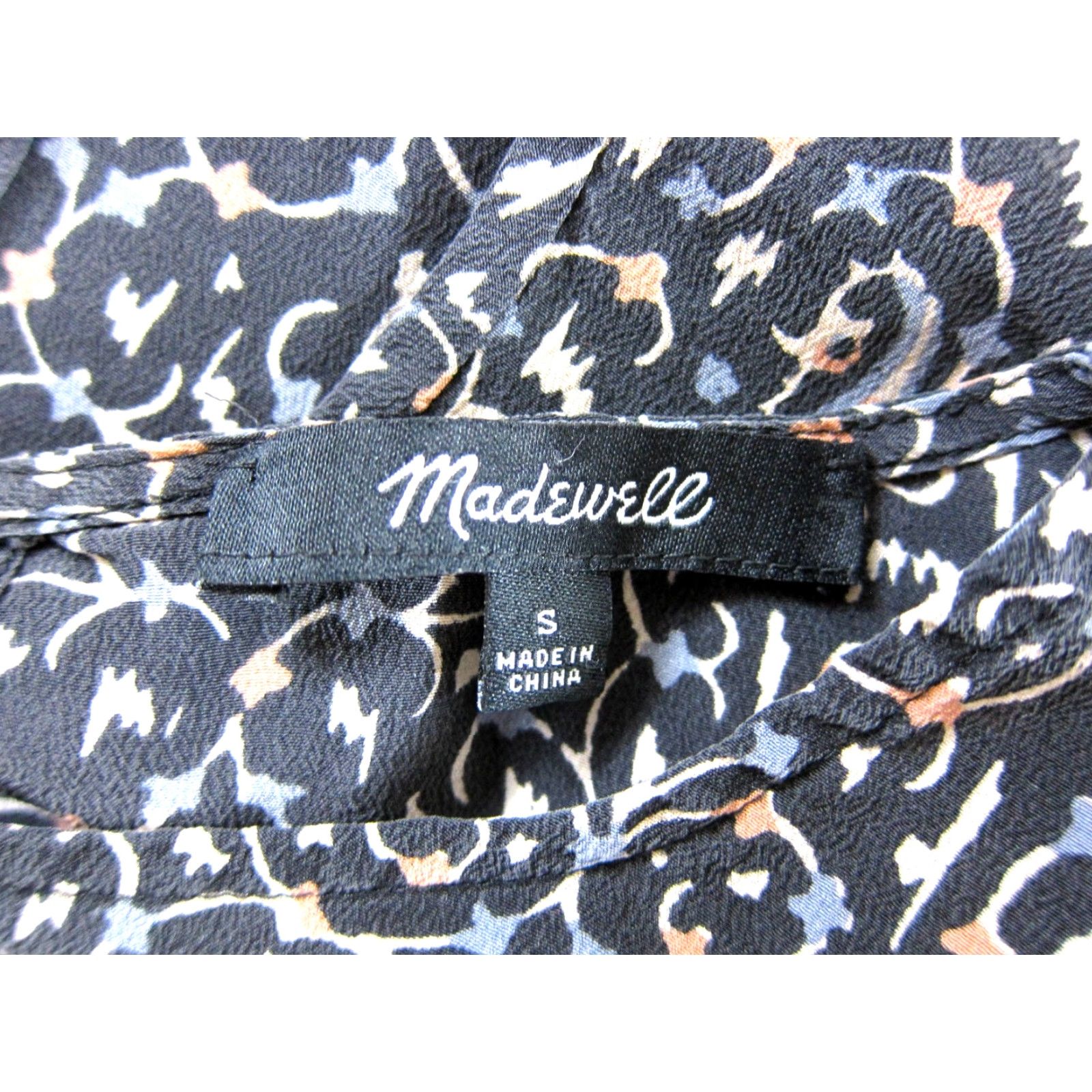 Madewell Madewell Blouse 100% Silk Paisley Floral 3/4 Sleeve Tunic Peasant Blue S Women's Shirt Size S / US 4 / IT 40 - 3 Thumbnail