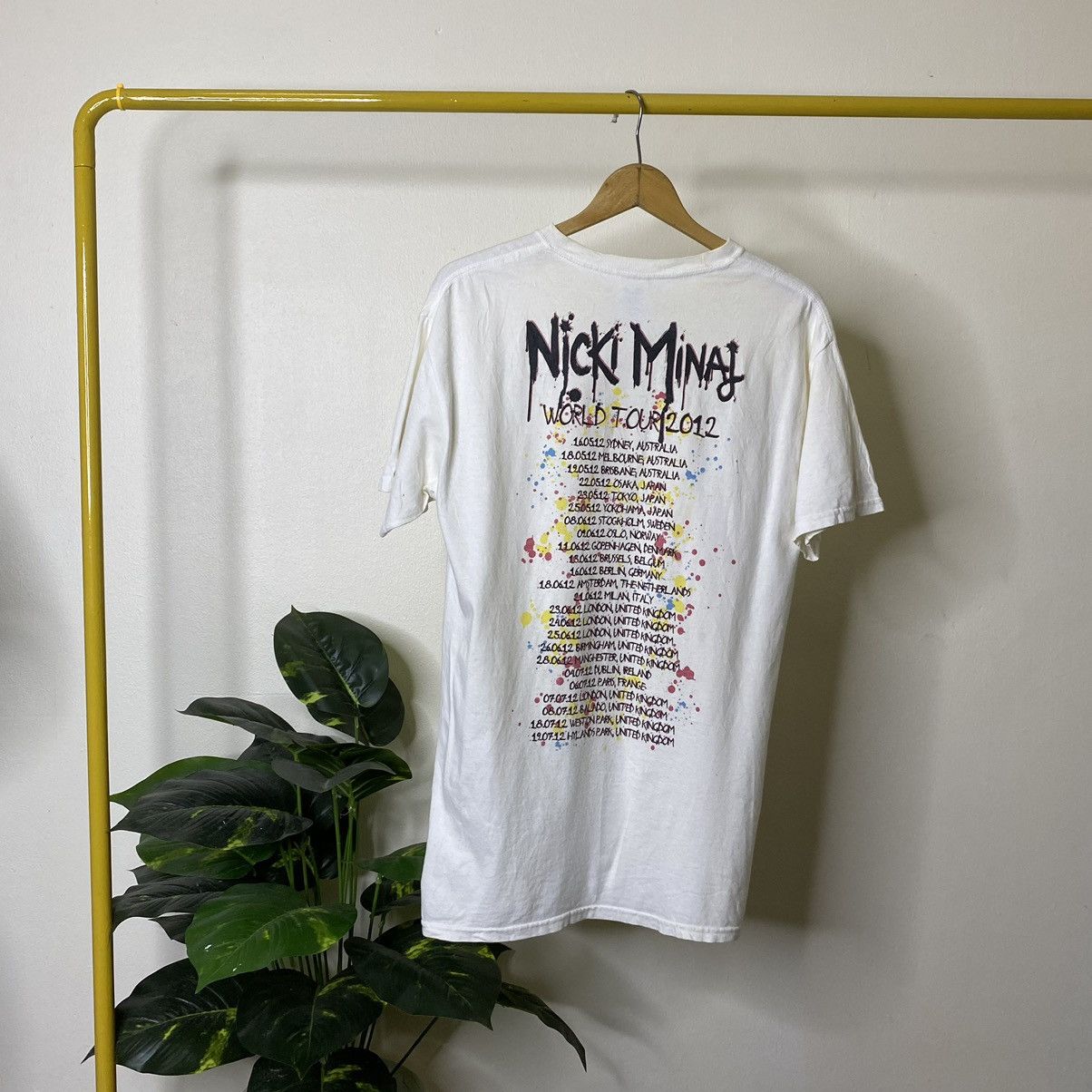 Band Tees Vintage Nicki Minaj 2012 World Tour T Shirt Size US M / EU 48-50 / 2 - 4 Thumbnail