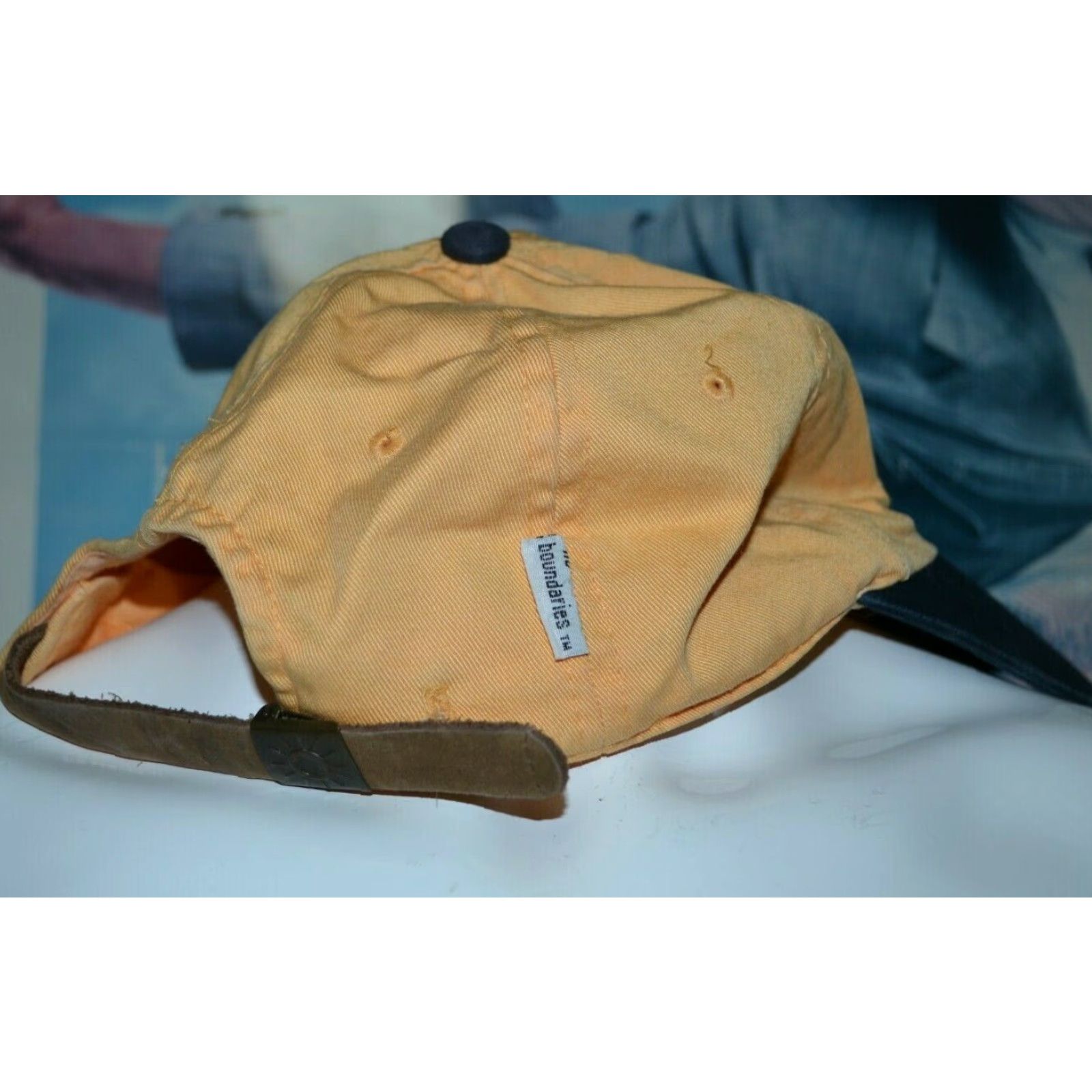 Vintage VINTAGE No Boundaries Baseball Hat Cap Yellow Unisex Adults Adjustable 90s Logo Size ONE SIZE - 2 Thumbnail