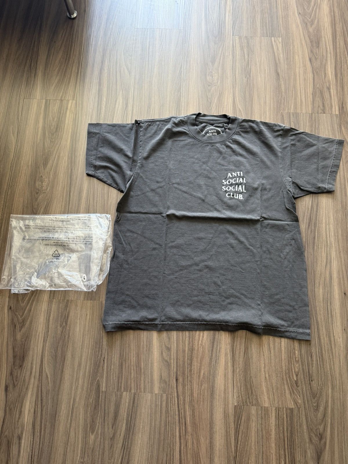 Anti Social Social Club × Fragment Design Anti Social Social Club x Fragment Half Tone Logo Tee grey L Size US L / EU 52-54 / 3 - 1 Thumbnail