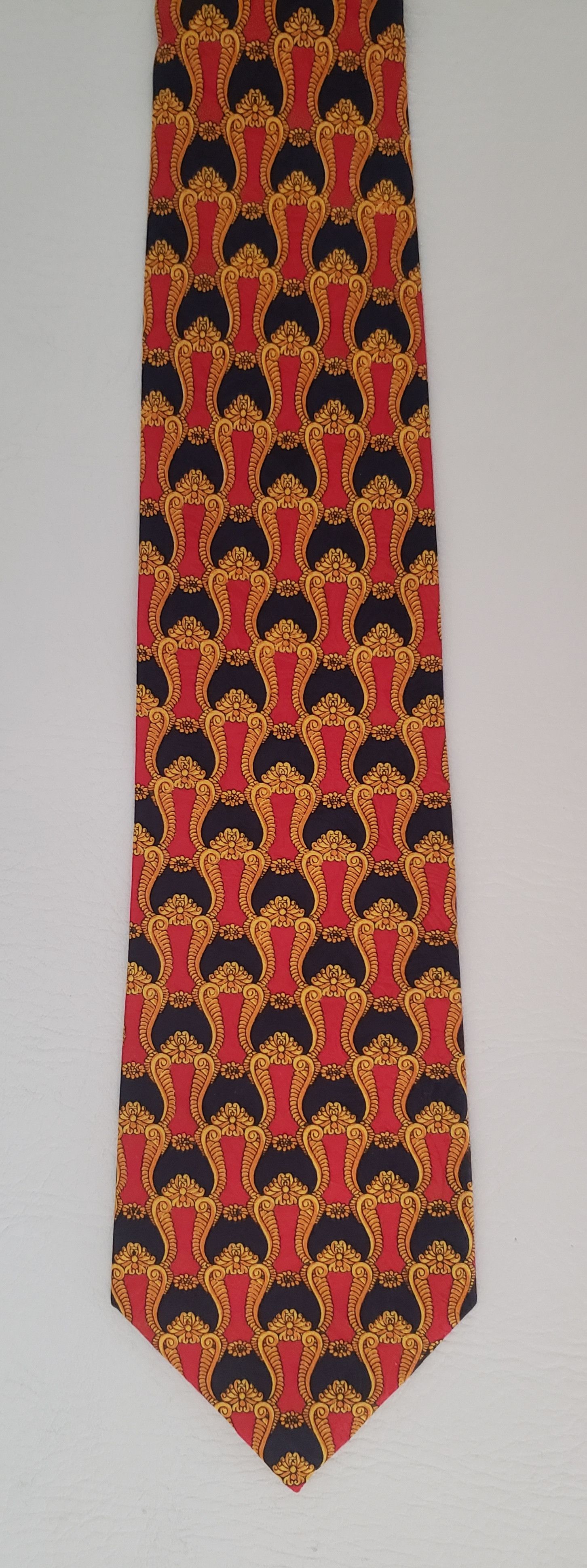 Vintage Adolfo silk neck tie Italy black red gold 1980s Size ONE SIZE - 4 Thumbnail