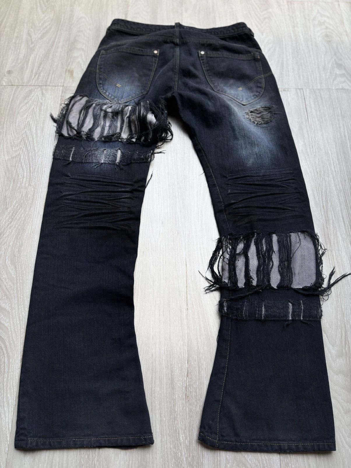 Japanese Brand LUV MAISON distressed jeans Size US 31 - 6 Thumbnail