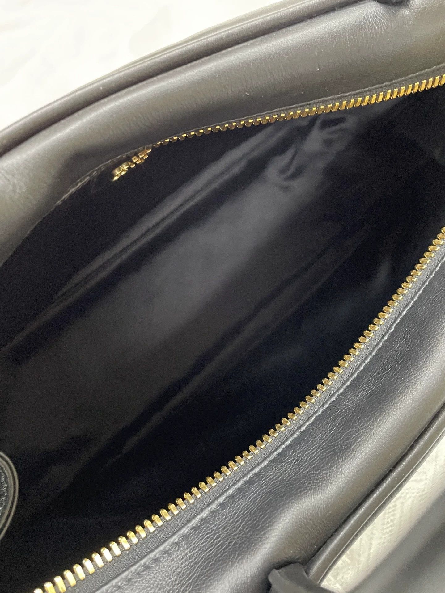 Miu Miu MIU MIU Beau Black Leather Briefcase Gold Near New Size ONE SIZE - 5 Thumbnail