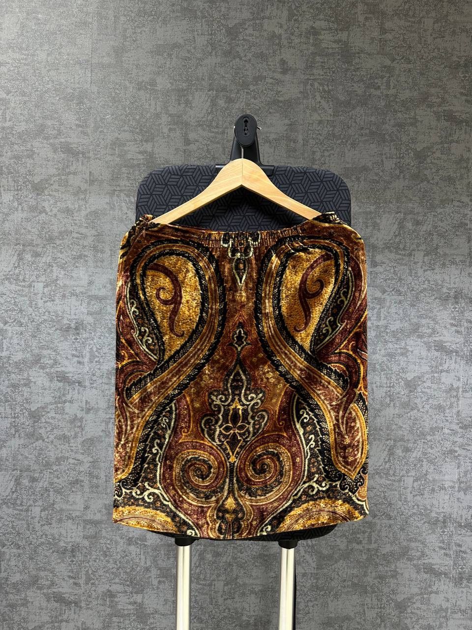 Etro × Vintage Vintage Etro Velvet Velor Knee Length Yellow Skirt Size 28" / US 6 / IT 42 - 13 Thumbnail