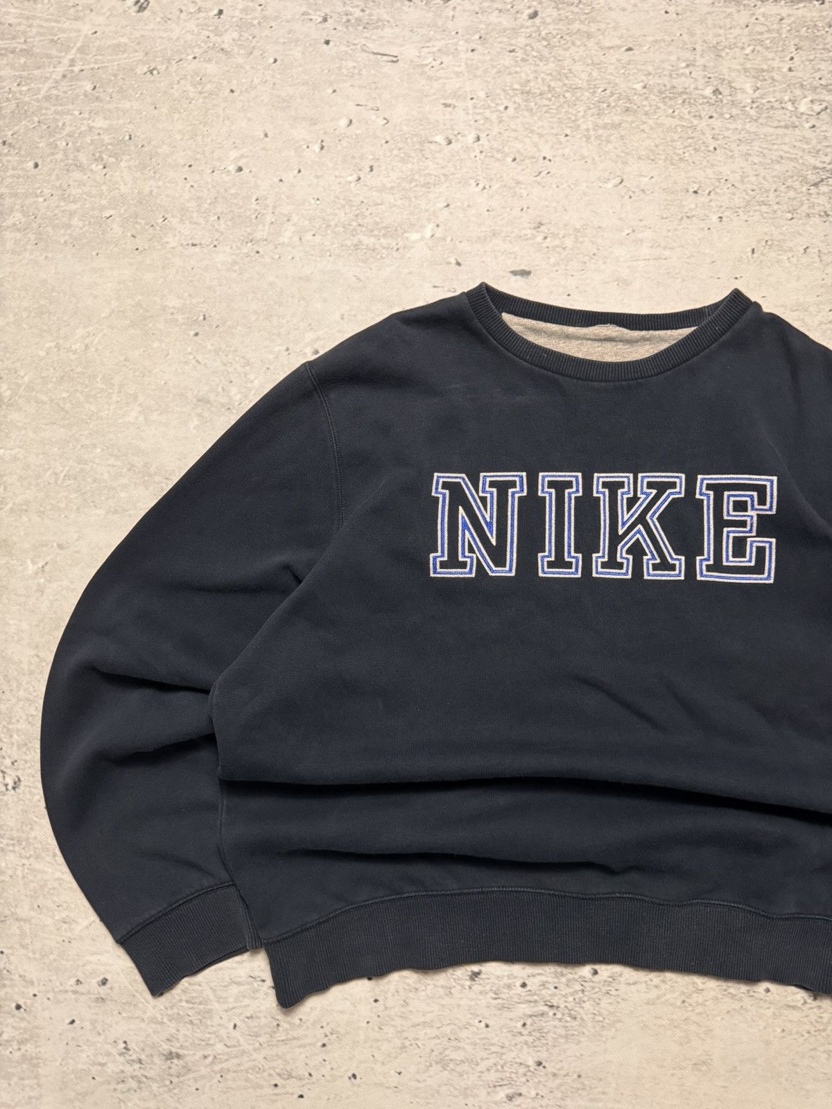 Nike × Vintage NIKE VINTAGE CENTER LOGO OVERSIZE BOXY SWEATSHIRT Size US XL / EU 56 / 4 - 2 Thumbnail