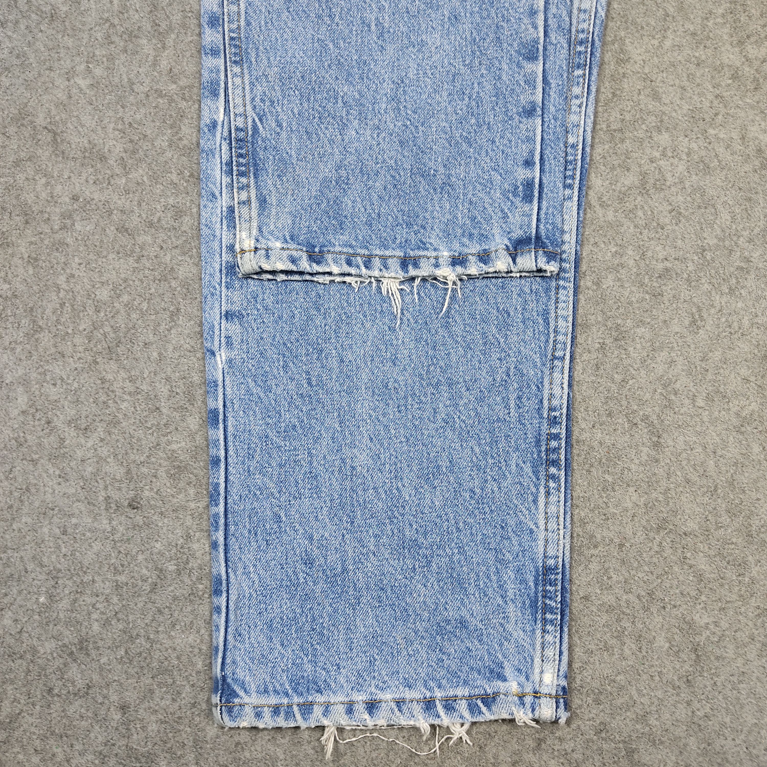 Lee × Vintage 90s Vintage Lee Blue Light Wash Jeans L505 Size US 36 / EU 52 - 5 Thumbnail