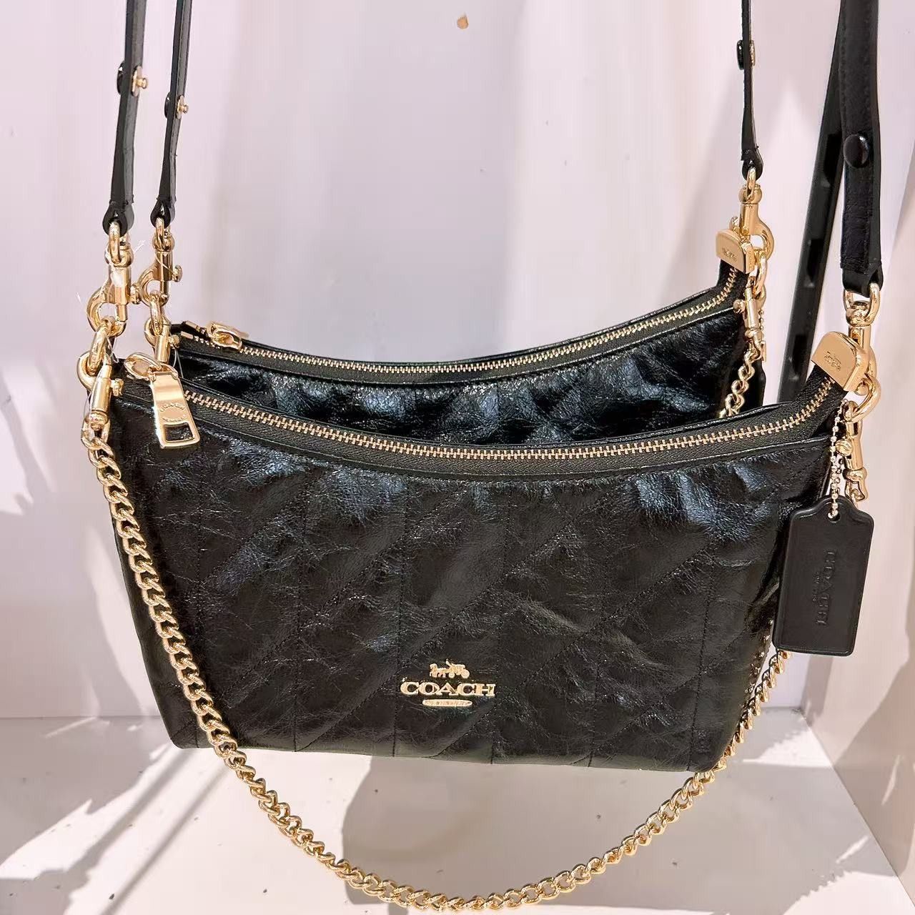 Coach Caitlin Shoulder Bag With Quilting CDZ88 Size ONE SIZE - 1 Thumbnail