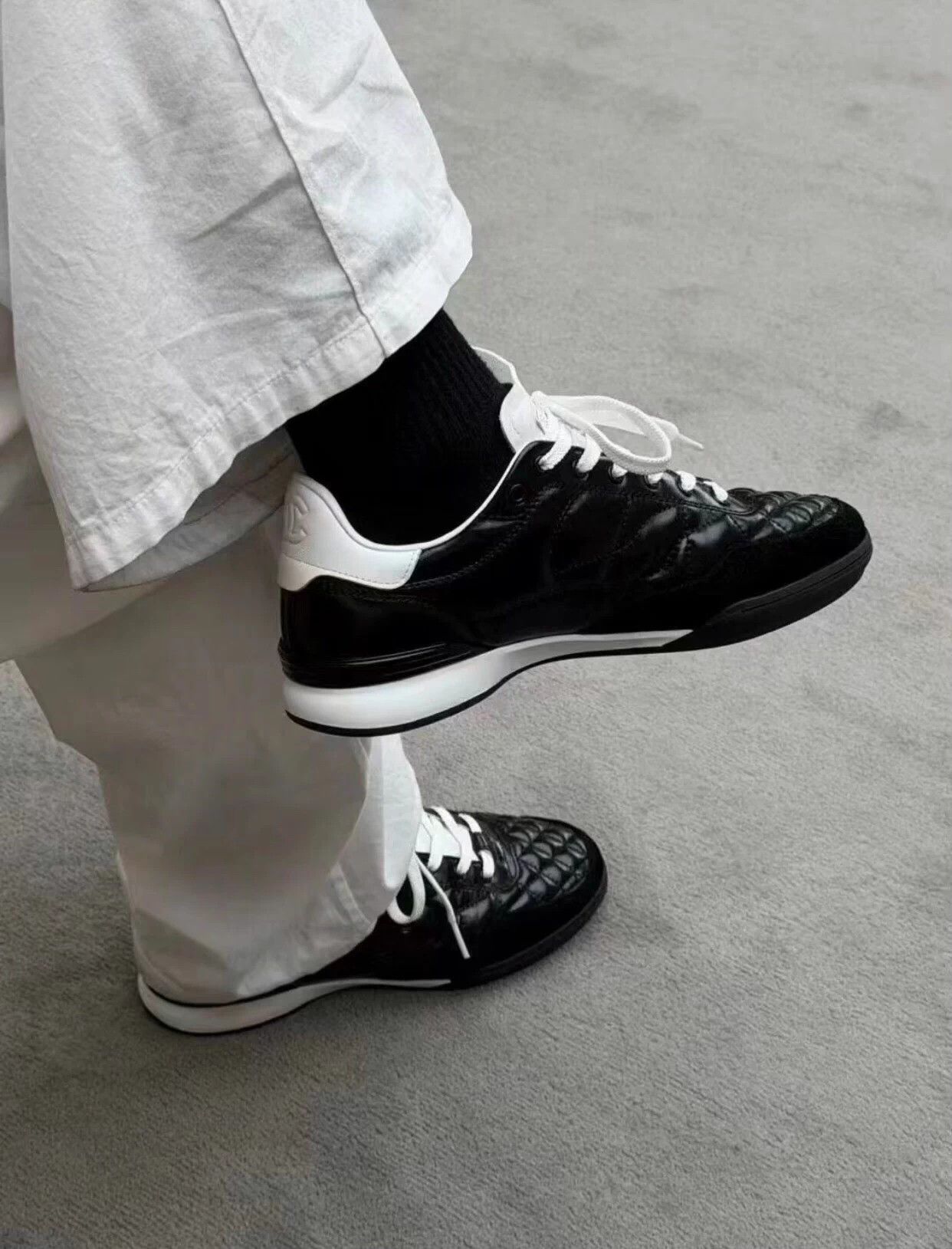 Chanel Chanel Black/White Quilted Embossed Double C Trainer Size US 6 / IT 36 - 2 Thumbnail