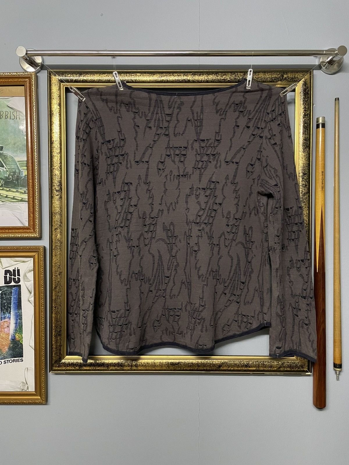 Japanese Brand Vintage 1990s Japan Gianni Lo Guidice Tribal Distressed Tee Size US M / EU 48-50 / 2 - 7 Thumbnail