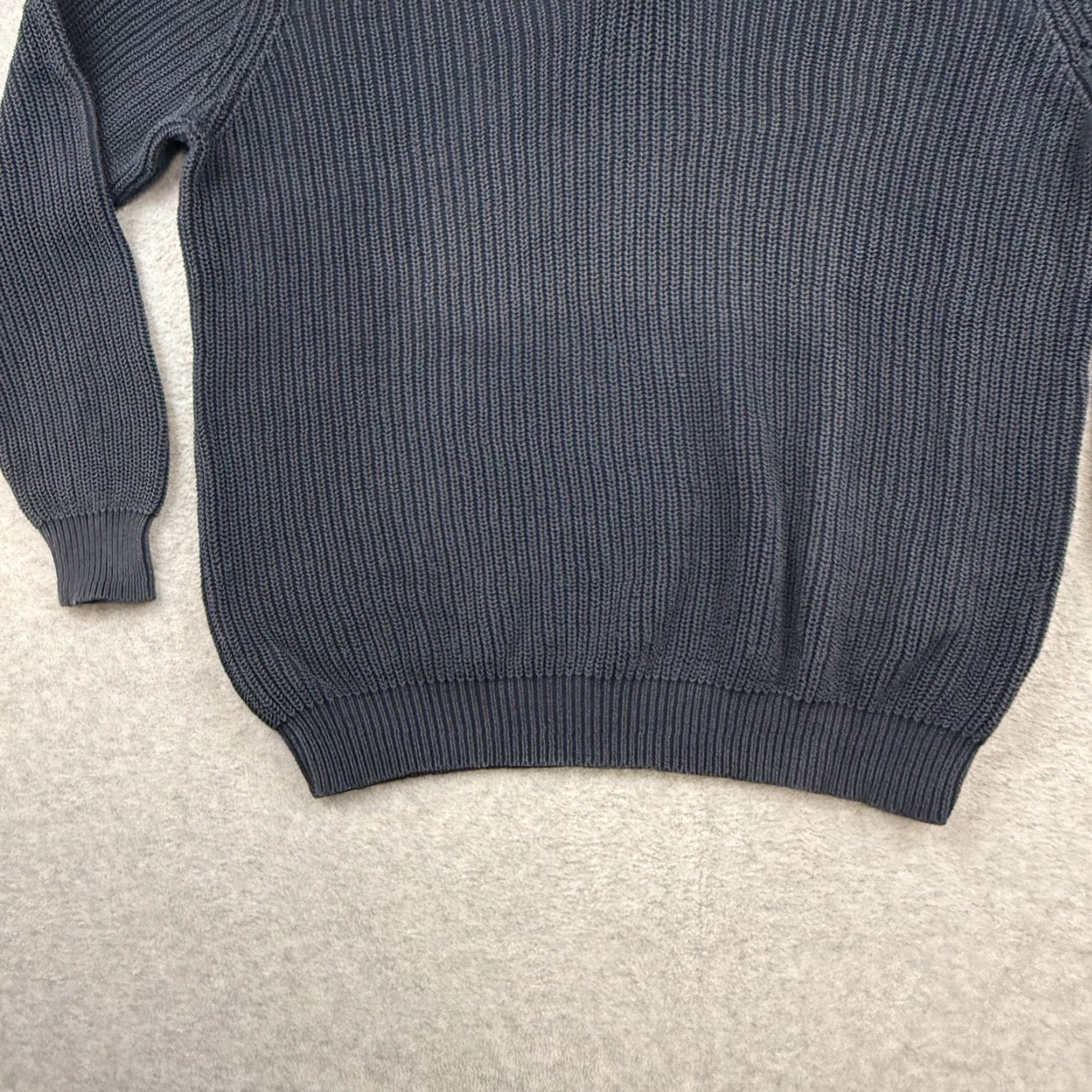 Vintage L.L. Bean Sweater Henley XL Navy Blue Mock Neck Knit Ribbed Waffle-Knit Casual Men’s Regular Size XL Navy Blue Size US XL / EU 56 / 4 - 2 Thumbnail