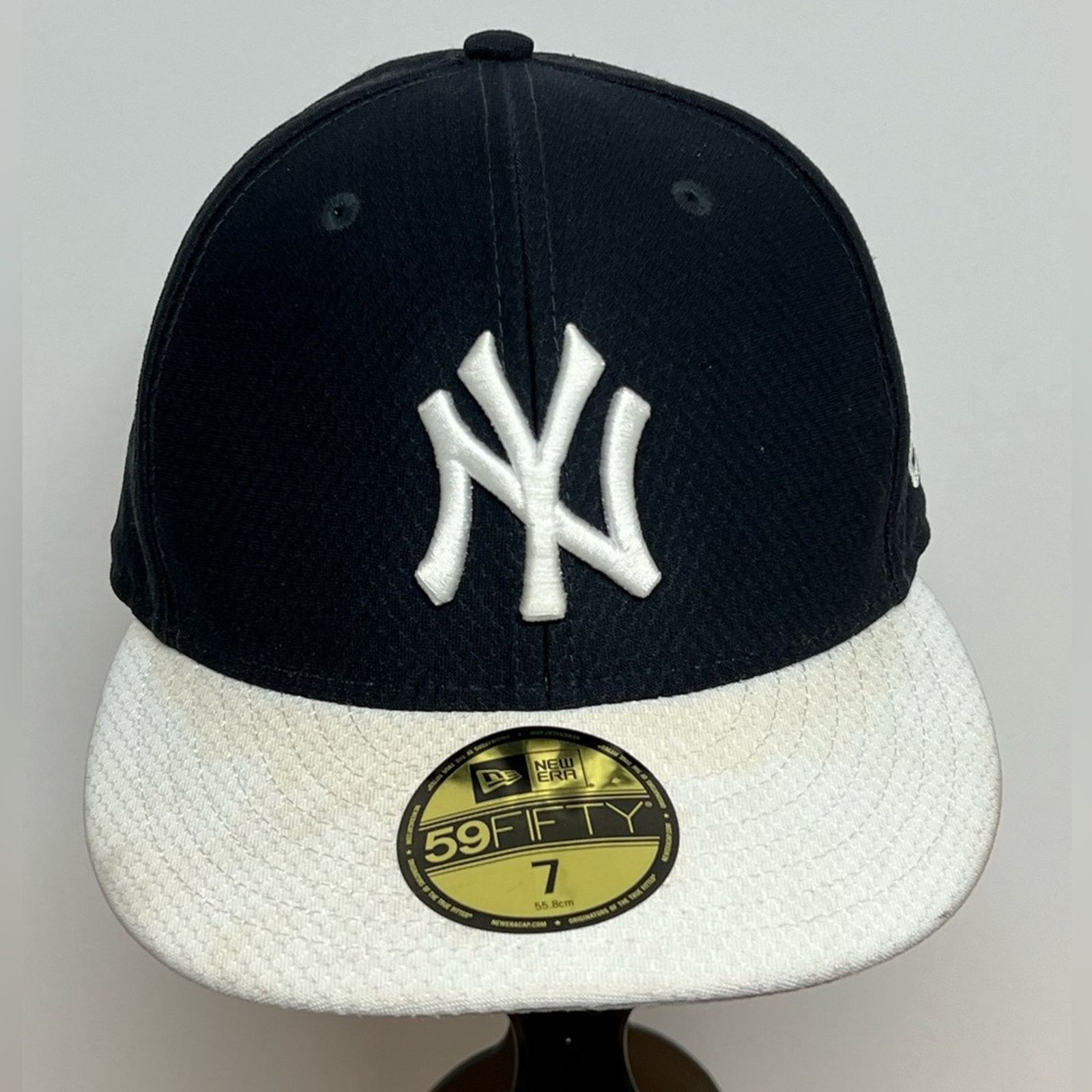New Era New York Yankees New Era Fitted 59Fifty Mesh Hat SIZE 7 Size ONE SIZE - 1 Thumbnail