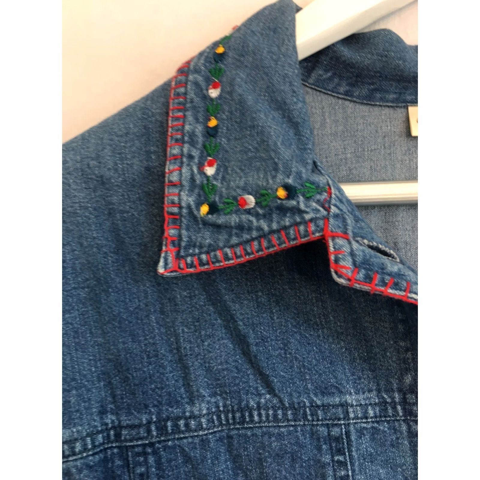 Vintage Bobbie Brooks Womens XL Blue Lightweight Denim Jacket Embroidered Flower Casual Size XL / US 12-14 / IT 48-50 - 4 Thumbnail