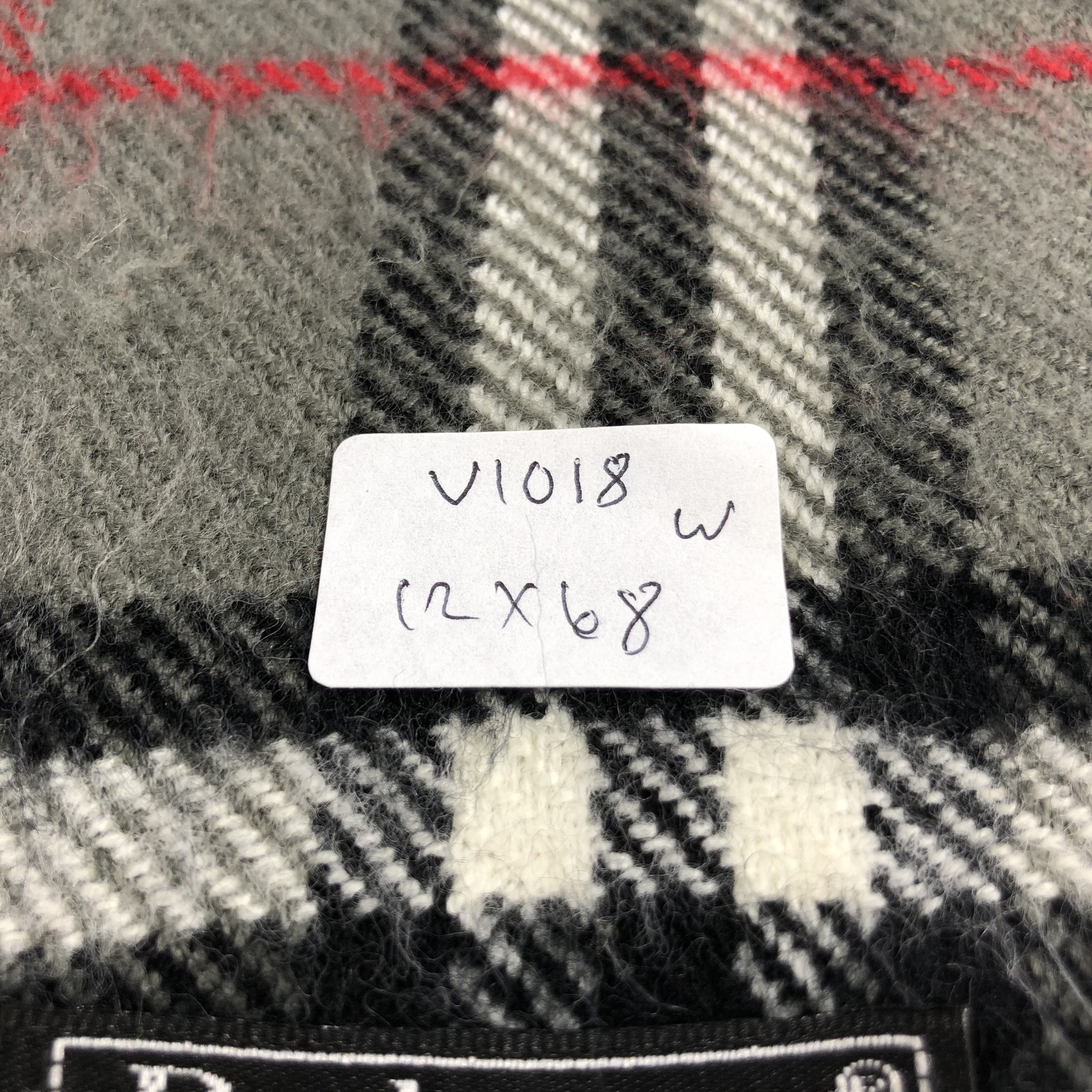 Burberry Burberrys Nova Check Grey Wool Scarf Muffler V1018 Size ONE SIZE - 5 Thumbnail