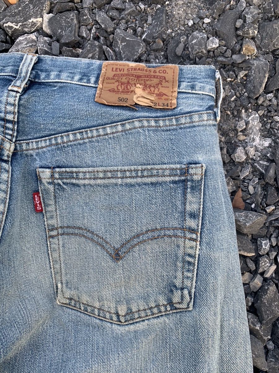 Levi's VINTAGE LEVI’S 502 BIG E SELVEDGE FADED DISTRESSED DENIM Size US 31 - 17 Thumbnail