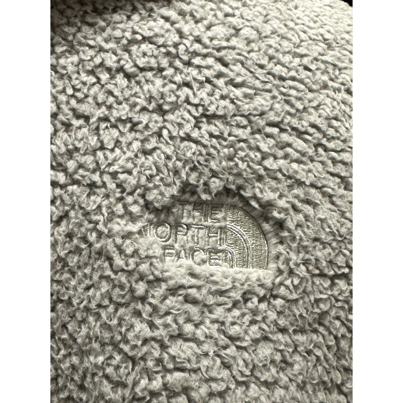 The North Face The North Face Womens Tundra 200 1/2Zip Sherpa Gray White S Size S / US 4 / IT 40 - 8 Thumbnail