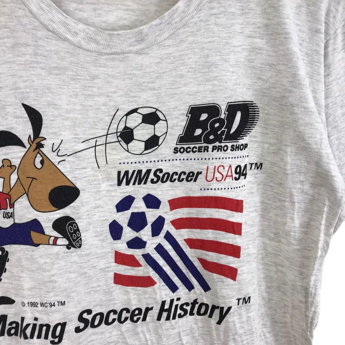 Vintage Vtg 1994 WORLD CUP USA Soccer Striker Mascots Tee Shirt Size US L / EU 52-54 / 3 - 6 Thumbnail