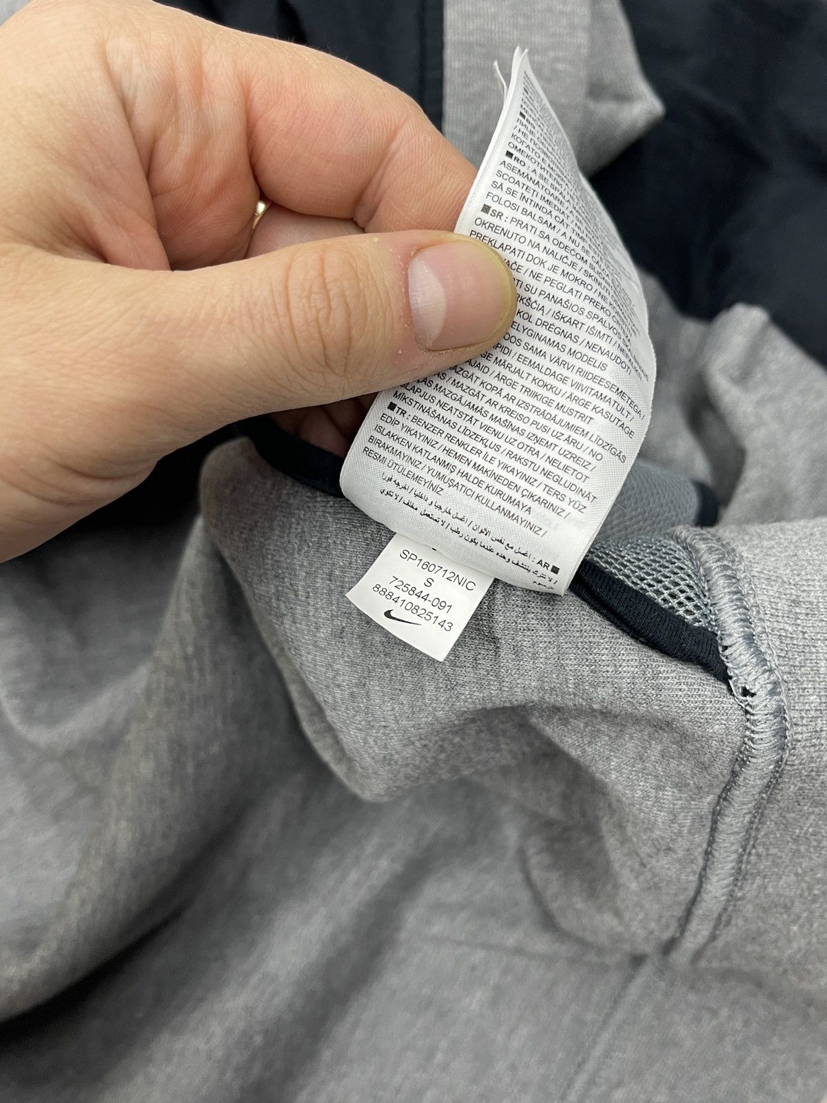 Nike Women Nike Tech Fleece Cocoon Mesh Hoodie Grey Drill Size S Size S / US 4 / IT 40 - 9 Thumbnail