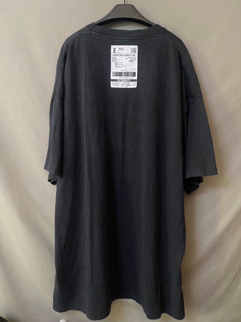 Vetements Vetements Anti-War Short Sleeve Size US S / EU 44-46 / 1 - 3 Thumbnail
