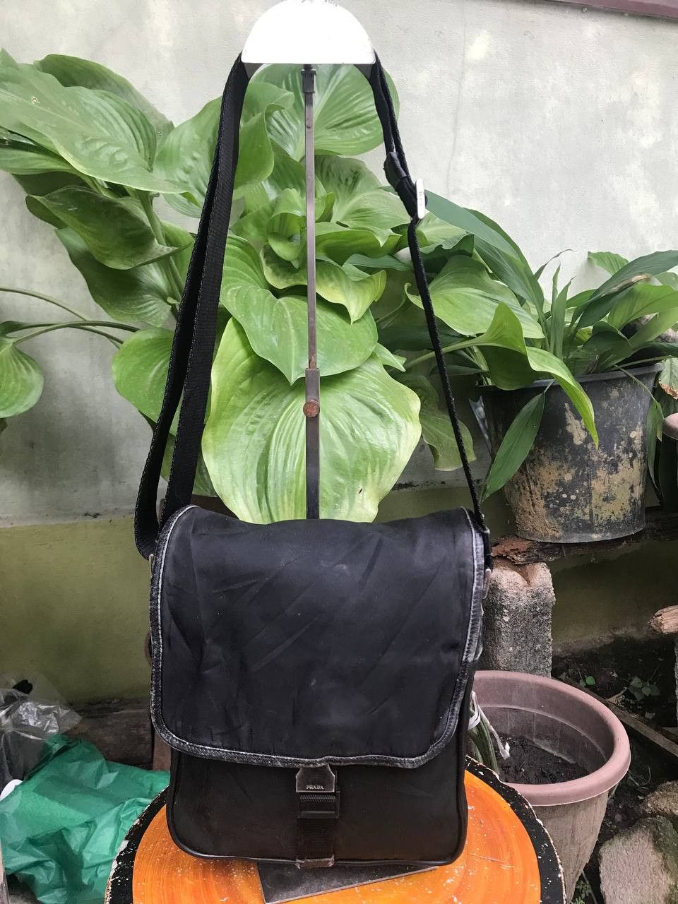 Prada × Vintage Vintage Prada Shoulder Black Size ONE SIZE - 2 Thumbnail
