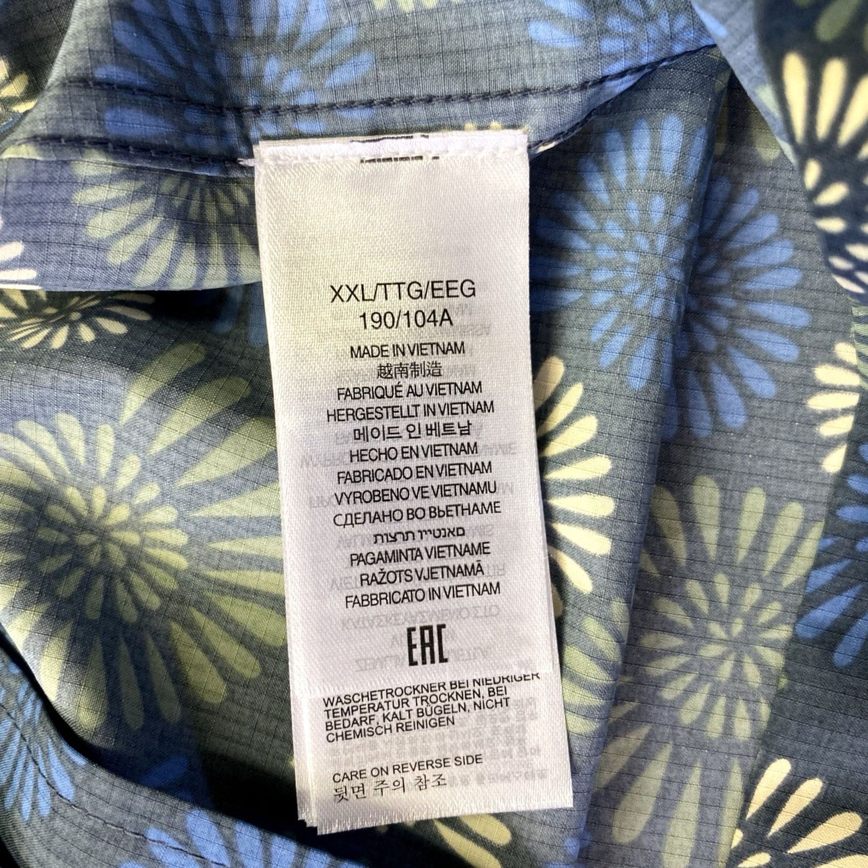 Marmot Marmot Short Sleeve Button Shirt Men 2XL Blue Print AOP Graphic Print Casual Button-Up Shirt Mens | Marmot Size US XXL / EU 58 / 5 - 4 Thumbnail