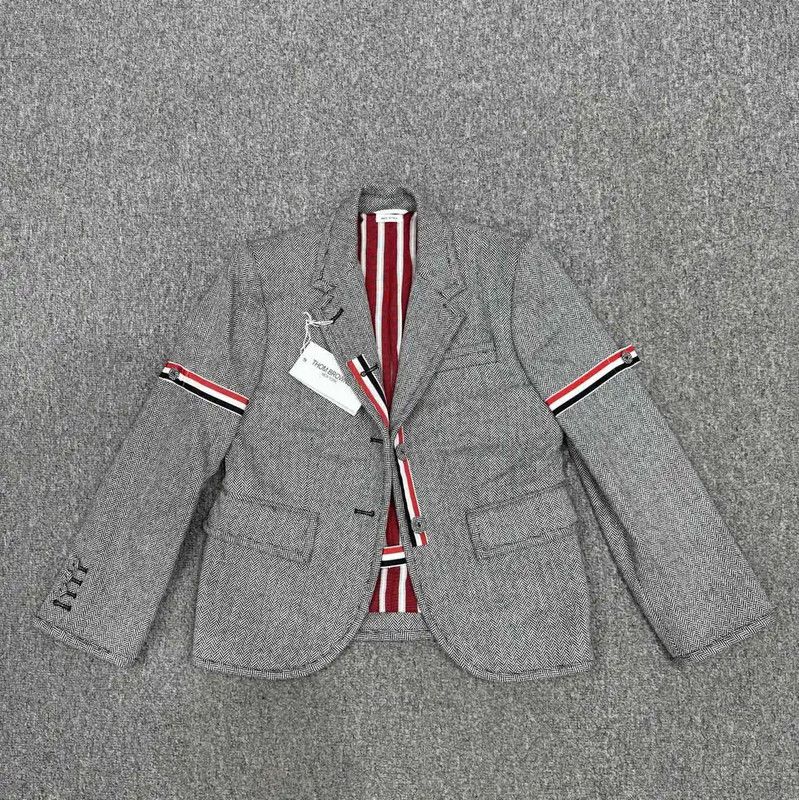 Thom Browne Thom Browne Gray Wool Women's Jacket 0089 Size S / US 4 / IT 40 - 1 Thumbnail