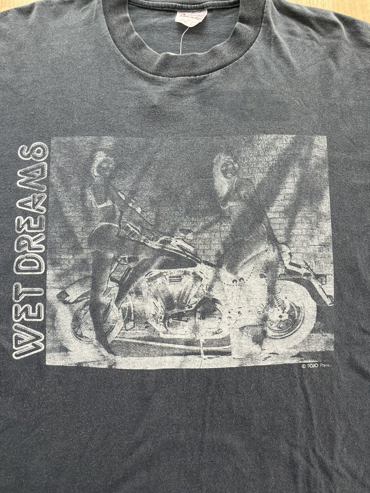 Vintage Vintage WET DREAMS 90’s By TOJO Press Tshirt Size US XL / EU 56 / 4 - 6 Thumbnail