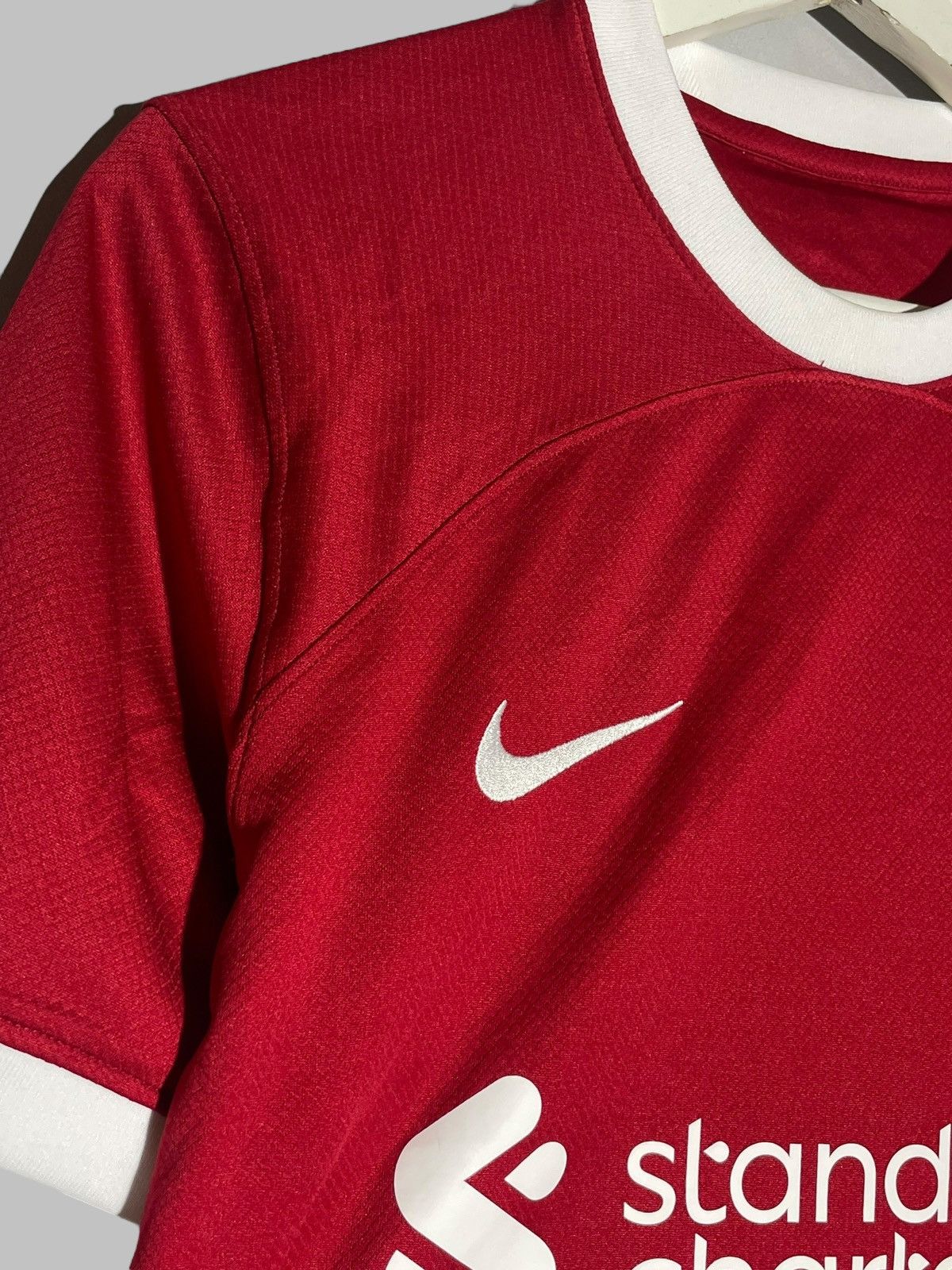 Nike Liverpool FC Nike 2022/23 Home Football Shirt Soccer Jersey Size US S / EU 44-46 / 1 - 6 Thumbnail