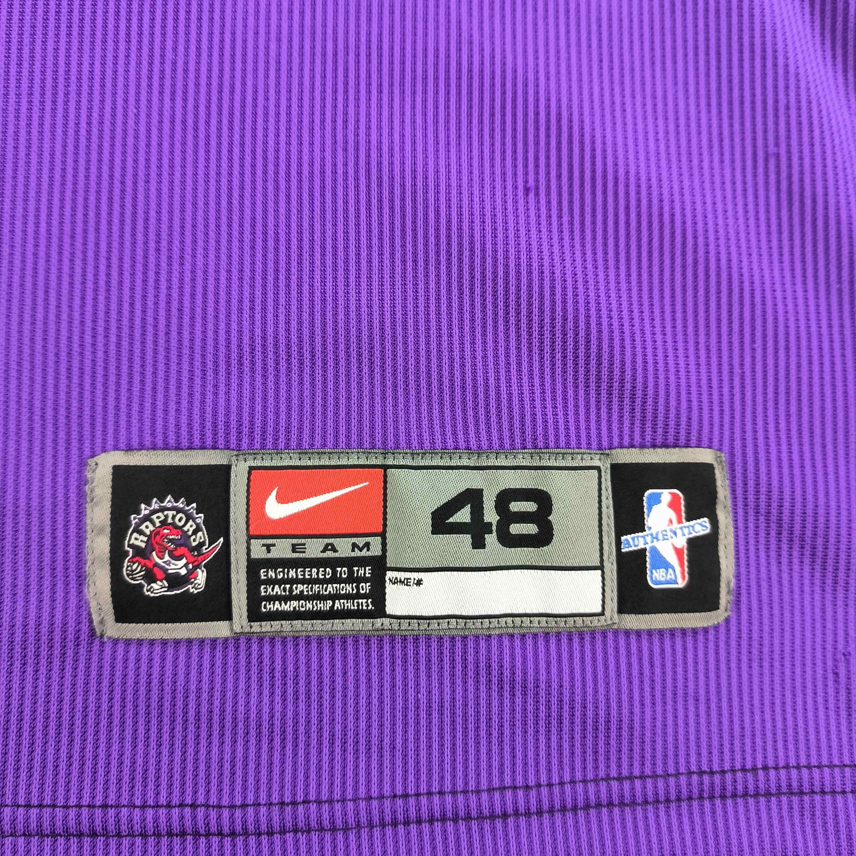Nike Toronto Raptors Vince Carter Nike Authentic NBA jersey sz 48 Size US L / EU 52-54 / 3 - 3 Thumbnail