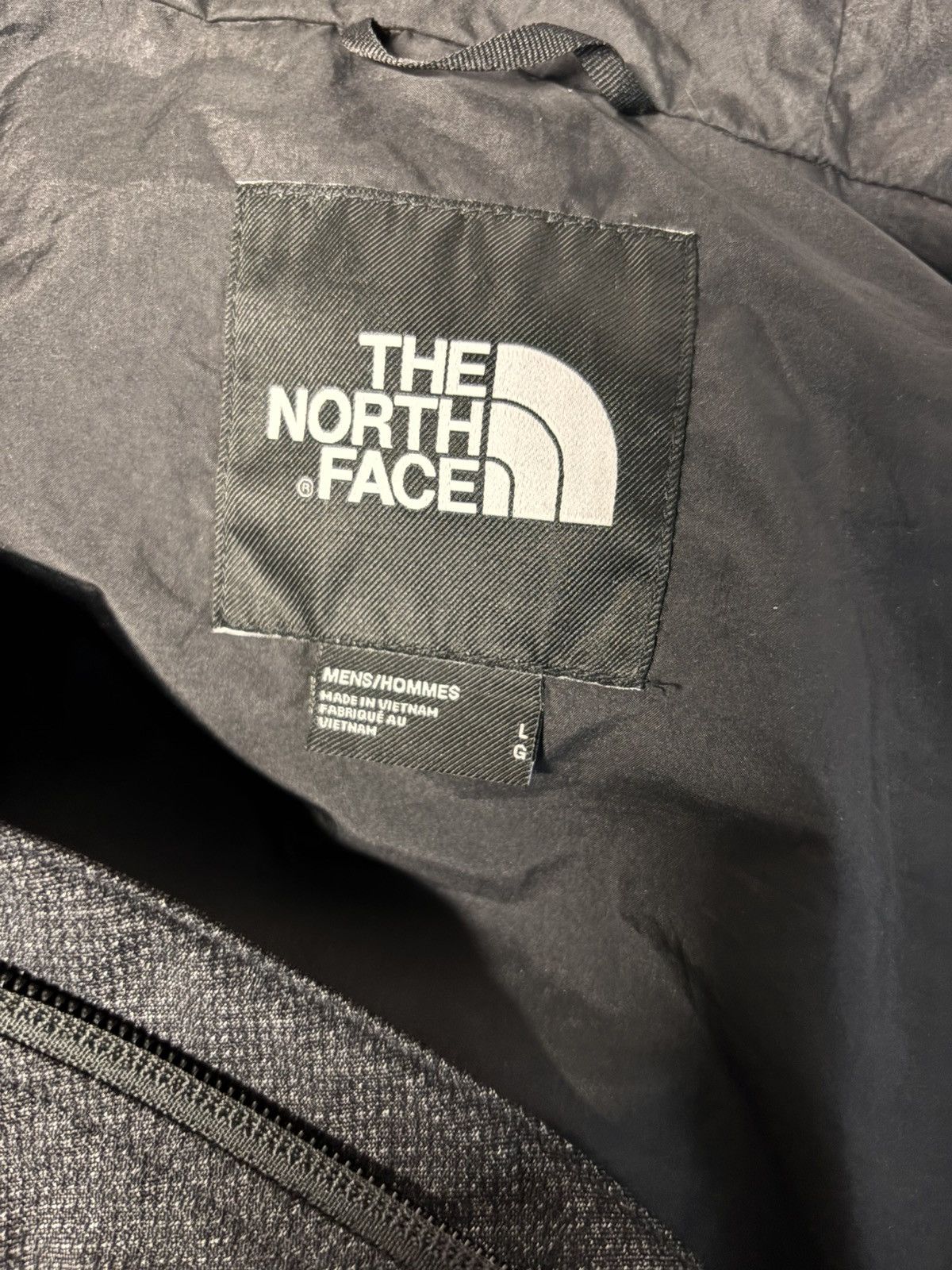 The North Face North Face Shell Windbreaker black snakeskin texture Size US L / EU 52-54 / 3 - 3 Thumbnail