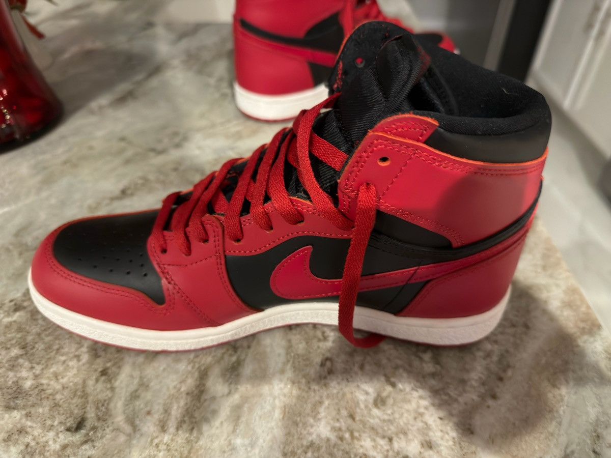 Jordan Brand Air Jordan 1 Retro Bred OG ‘85 Size US 10 / EU 43 - 3 Thumbnail