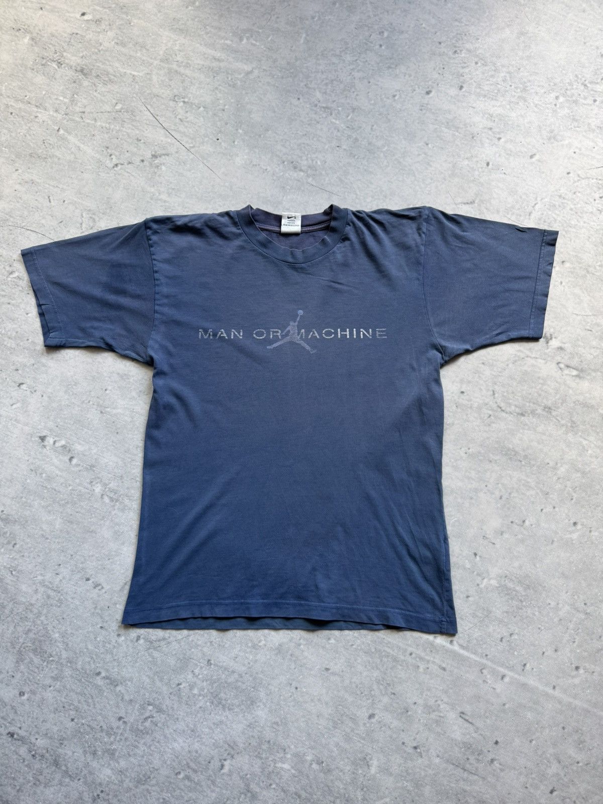 Nike Vintage Nike Michael Jordan Man Or Machine tee Faded Size US S / EU 44-46 / 1 - 2 Thumbnail