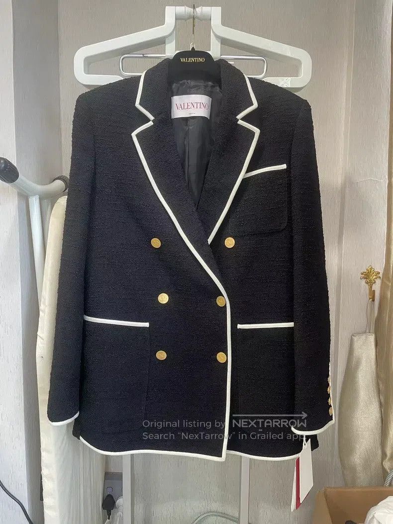 Valentino Valentino Wool double-breasted blazer Size M / US 6-8 / IT 42-44 - 2 Thumbnail