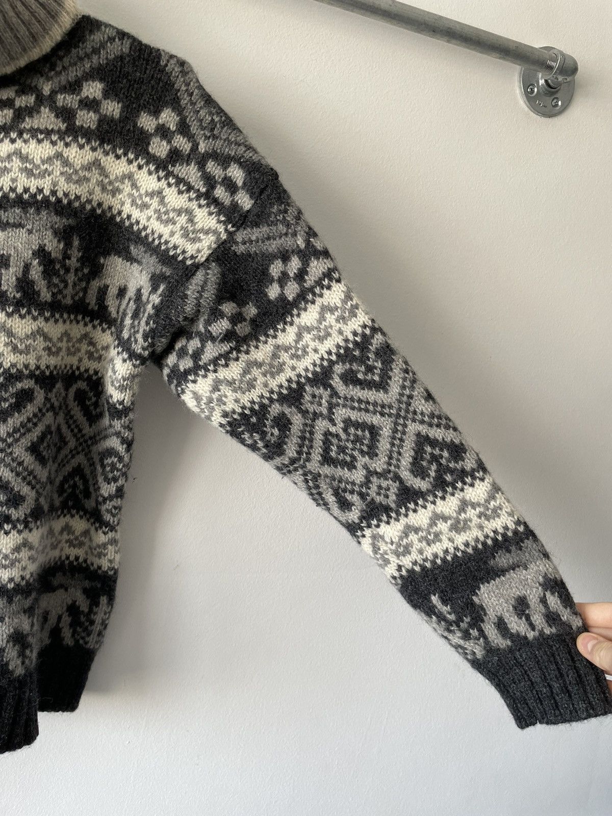 Eddie Bauer Vintage 1992 Eddie Bauer Moose Turtleneck Knit Sweater Size US L / EU 52-54 / 3 - 4 Thumbnail