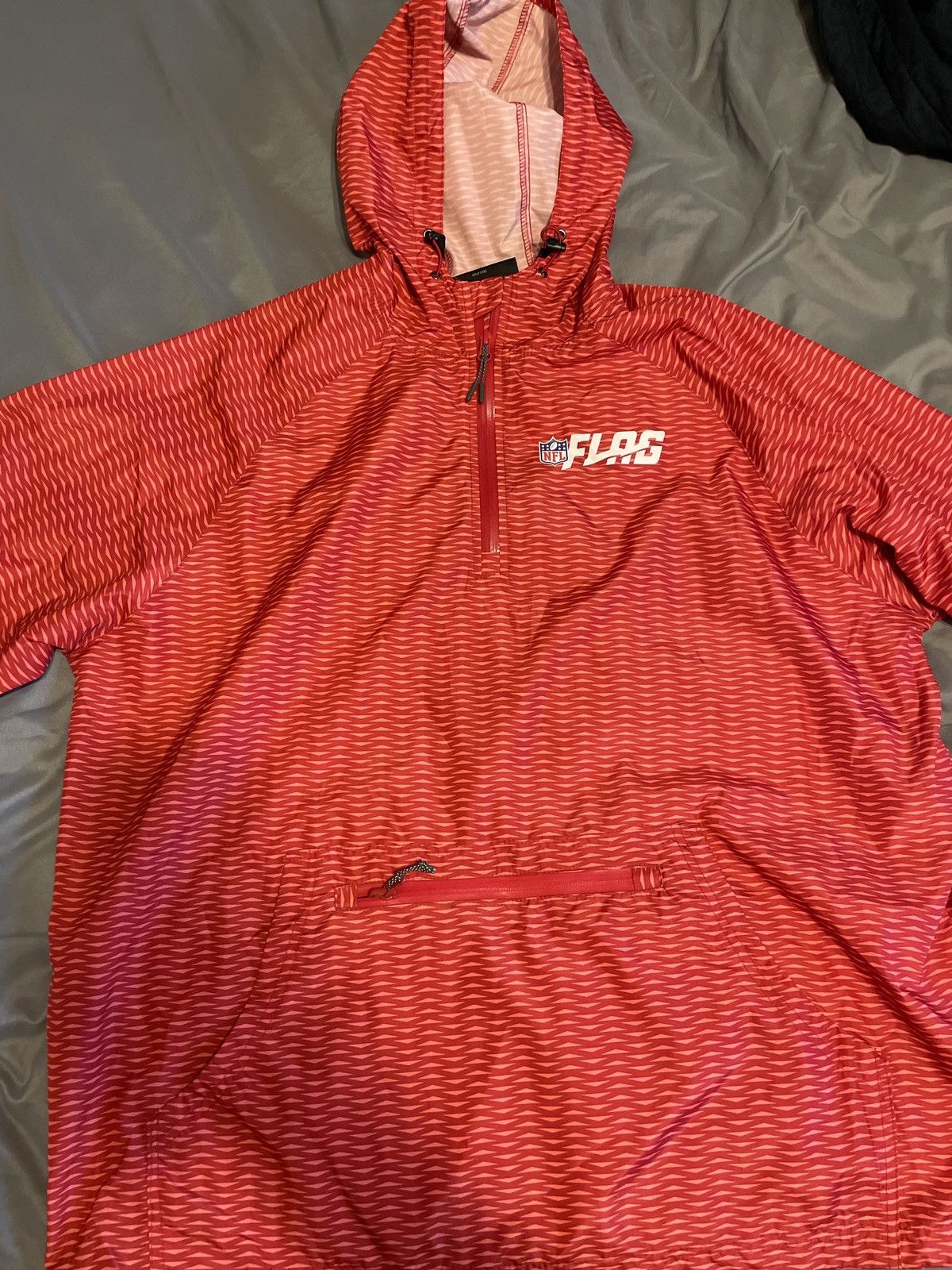 Holloway 2022 NFL Flag Windbreaker Hoodie Size US XL / EU 56 / 4 - 1 Thumbnail