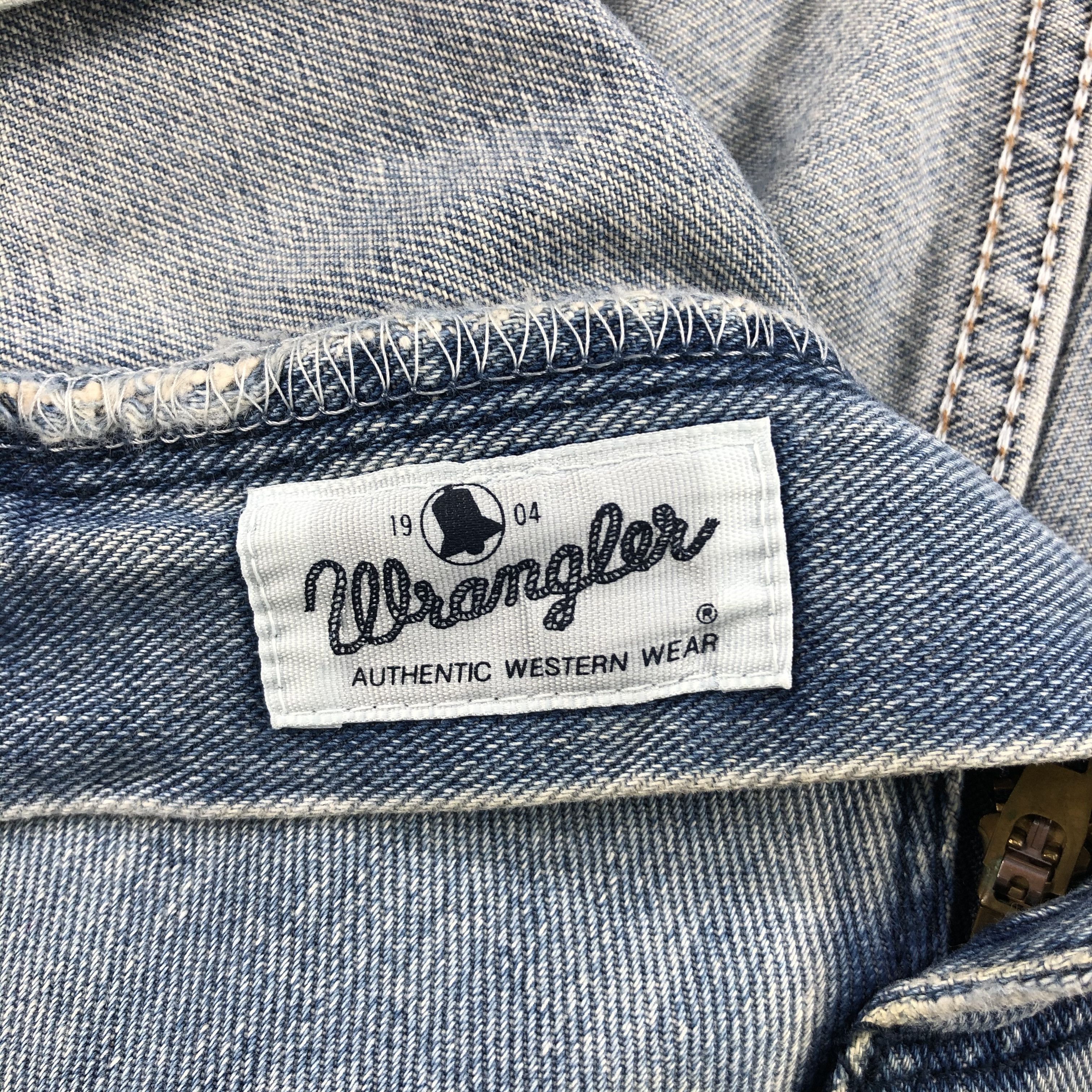 Vintage Vintage Light Wash Wrangler Jeans-J1726 Size US 31 - 11 Thumbnail
