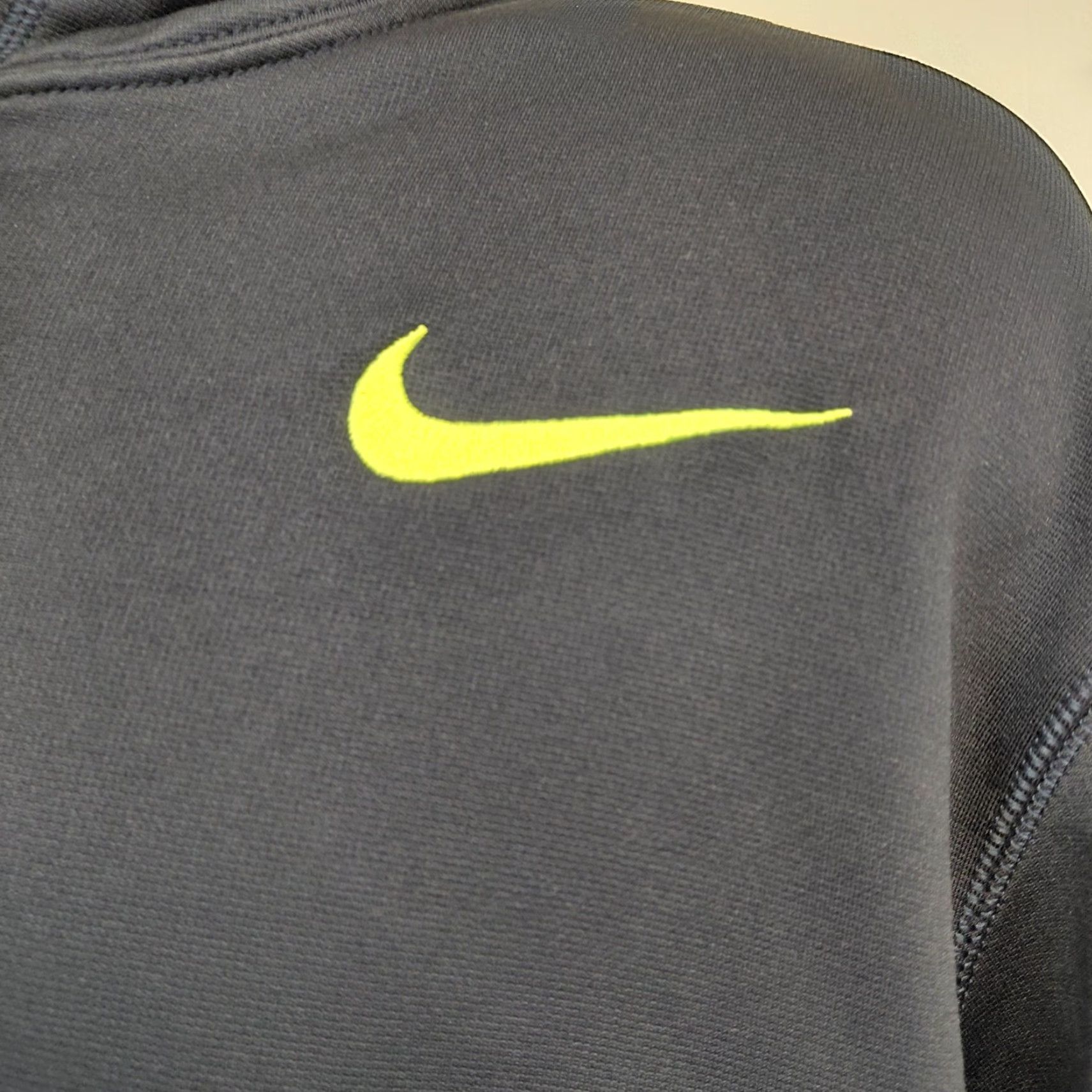 Nike Nike Hoodie Mens XL Charcoal/Neon Green Therma Fit Sweatshirt Swoosh Logo Shirt Pullover Hooded Pockets All Seasons Mens 90s? Size US XL / EU 56 / 4 - 3 Thumbnail