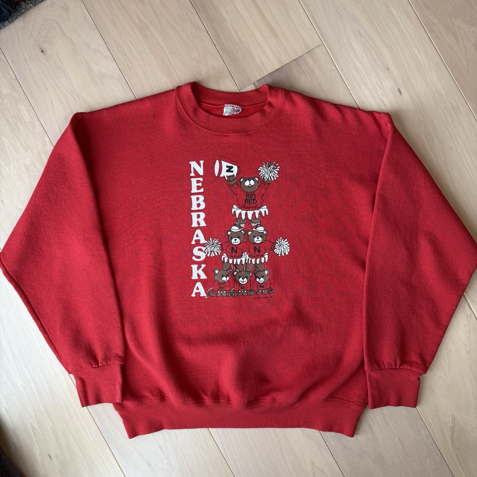 Vintage Vintage Nebraska Cornhuskers Sweatshirt M Red 90s Big Red Size US M / EU 48-50 / 2 - 2 Thumbnail