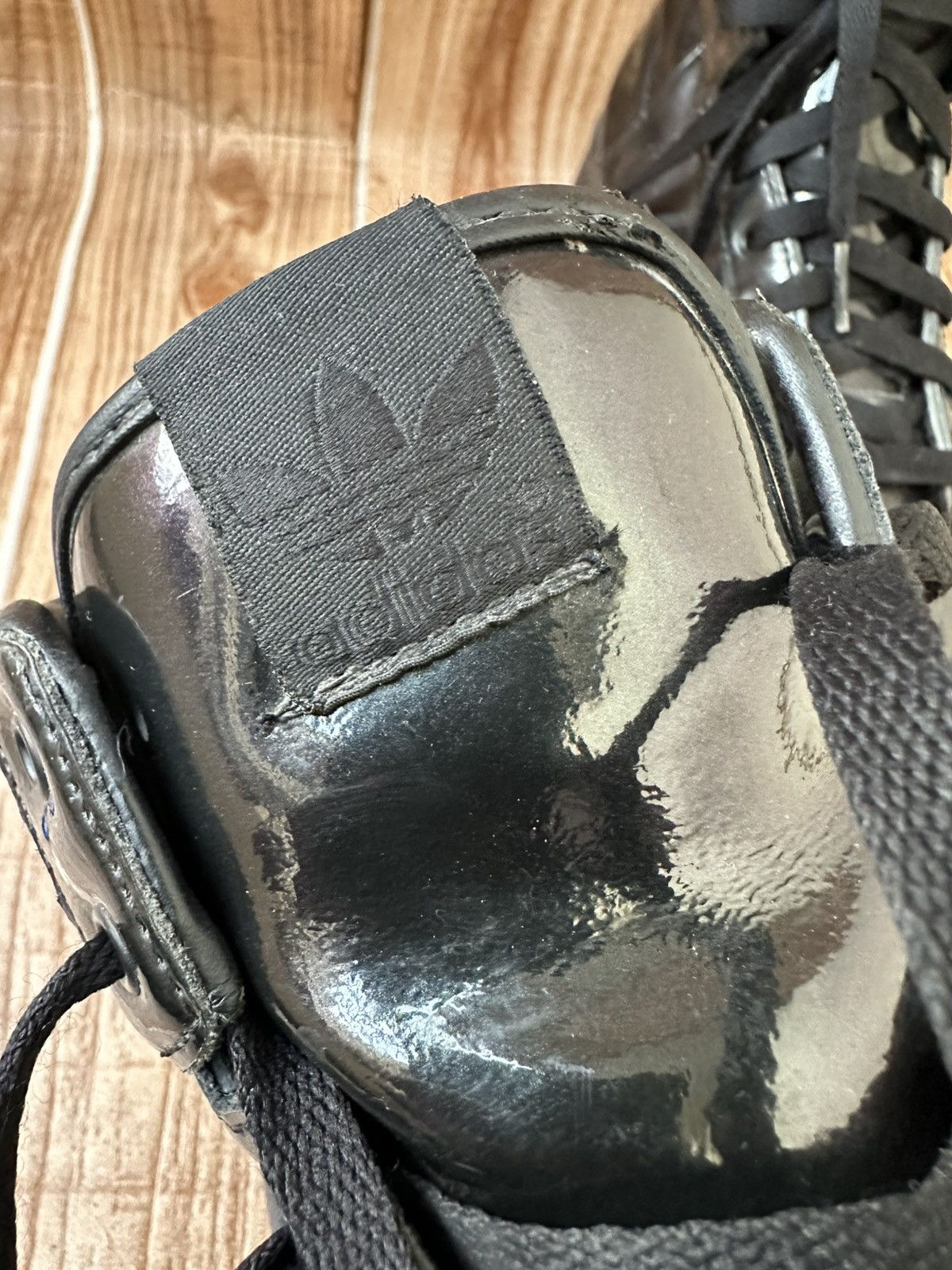 Adidas × Jeremy Scott Ss13 Adidas Jeremy Scott JS Wings 2.0 Patent Black Size US 6.5 / EU 39-40 - 18 Thumbnail