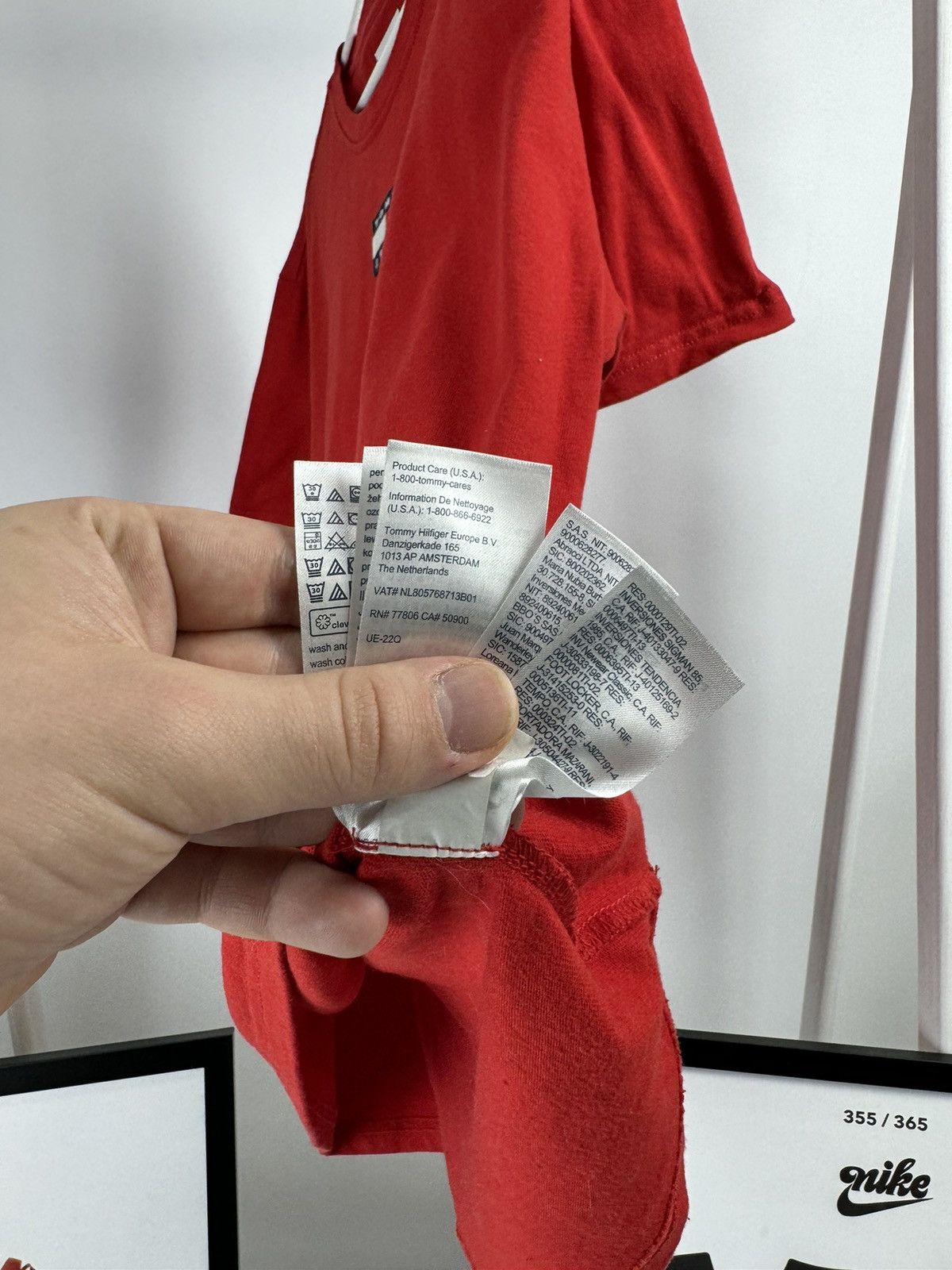 Tommy Jeans Rare Tommy Jeans Tee Size US XL / EU 56 / 4 - 9 Thumbnail