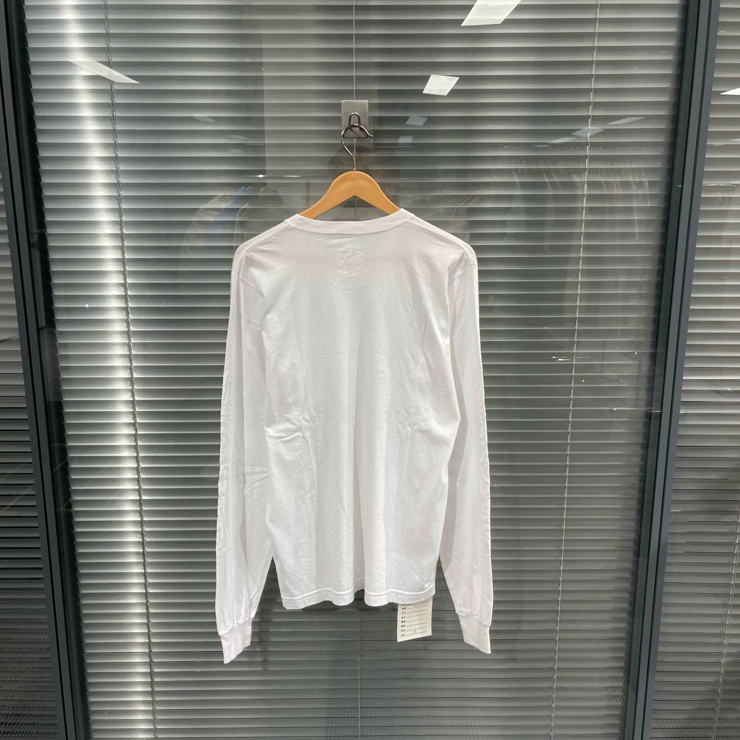 Chrome Hearts Chrome Hearts White Gothic Script Logo Crewneck LS M Size US M / EU 48-50 / 2 - 2 Thumbnail