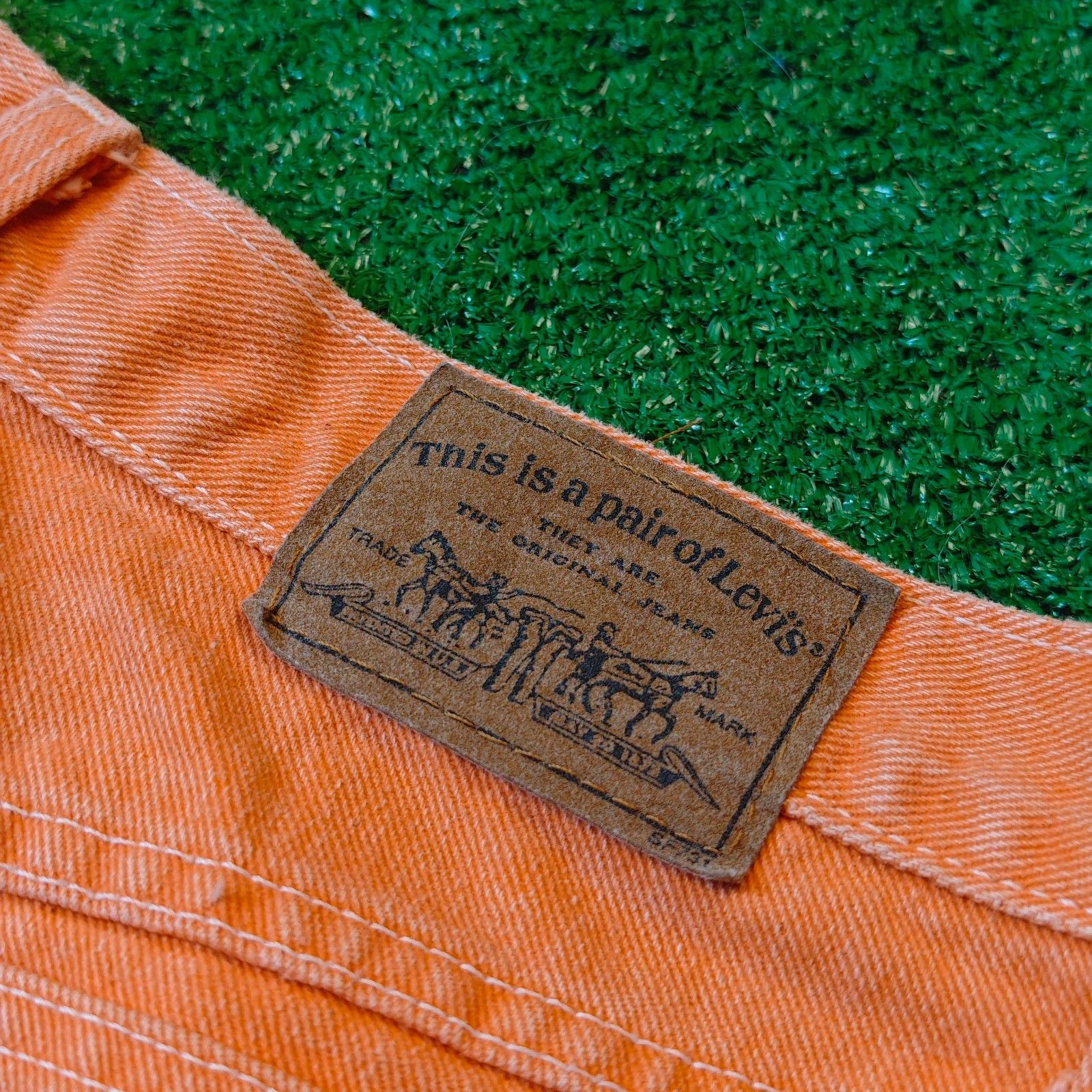 Levi's Vintage Clothing Vintage Levi's 900 Jeans womens 26 Orange 90s drip rare Size 26" / US 2 / IT 38 - 4 Thumbnail