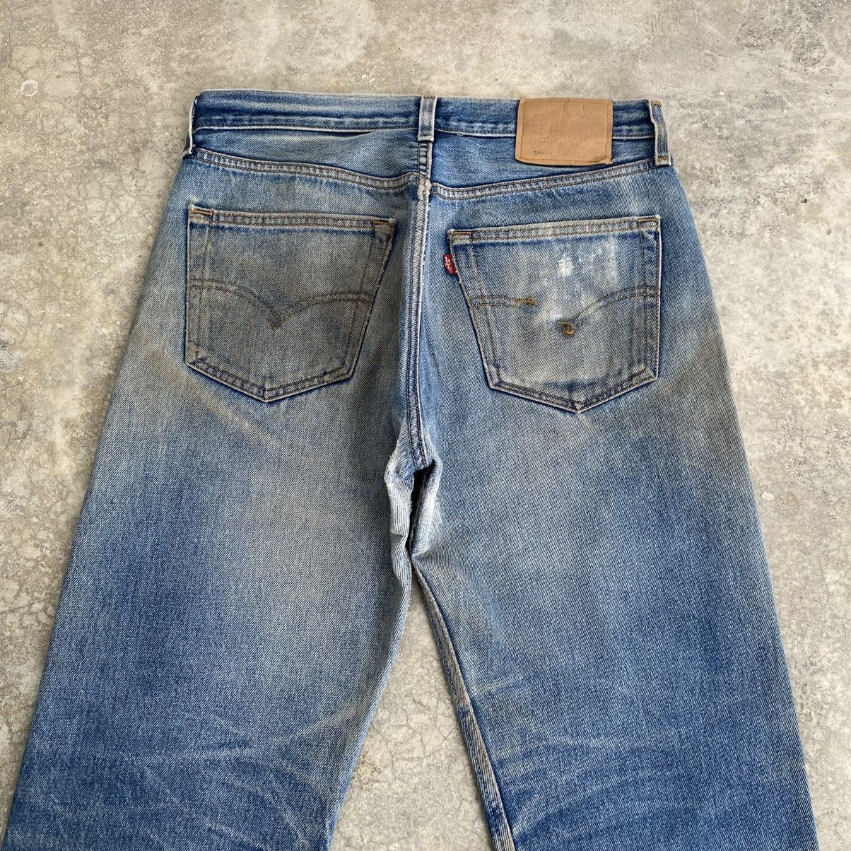 Levi's Vintage 90’s Levis 501 Faded Blue Distressed Denim Jeans Size US 31 - 10 Thumbnail