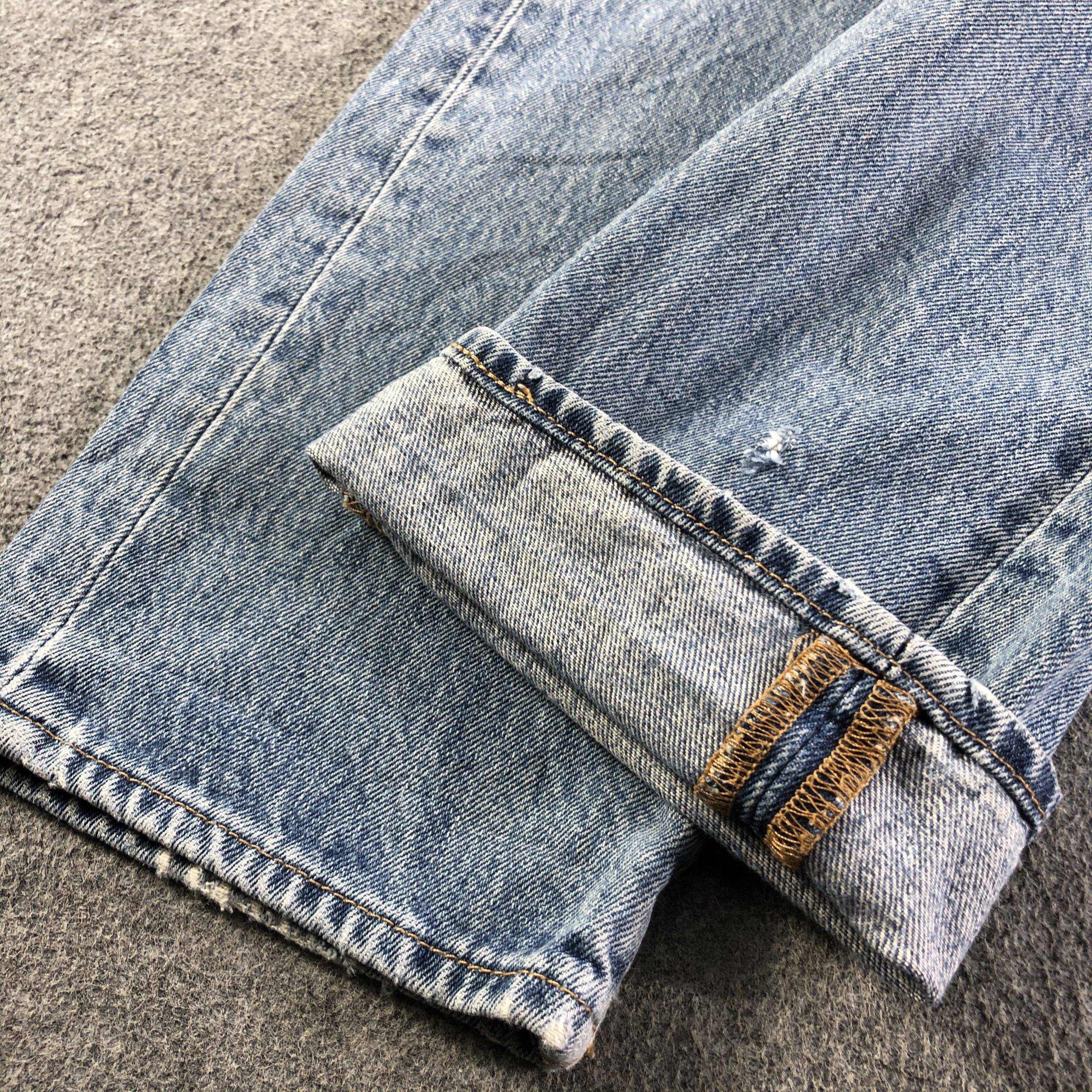 Levi's Vintage Blue Wash Levis 501 Jeans-J3514 Size US 33 - 6 Thumbnail