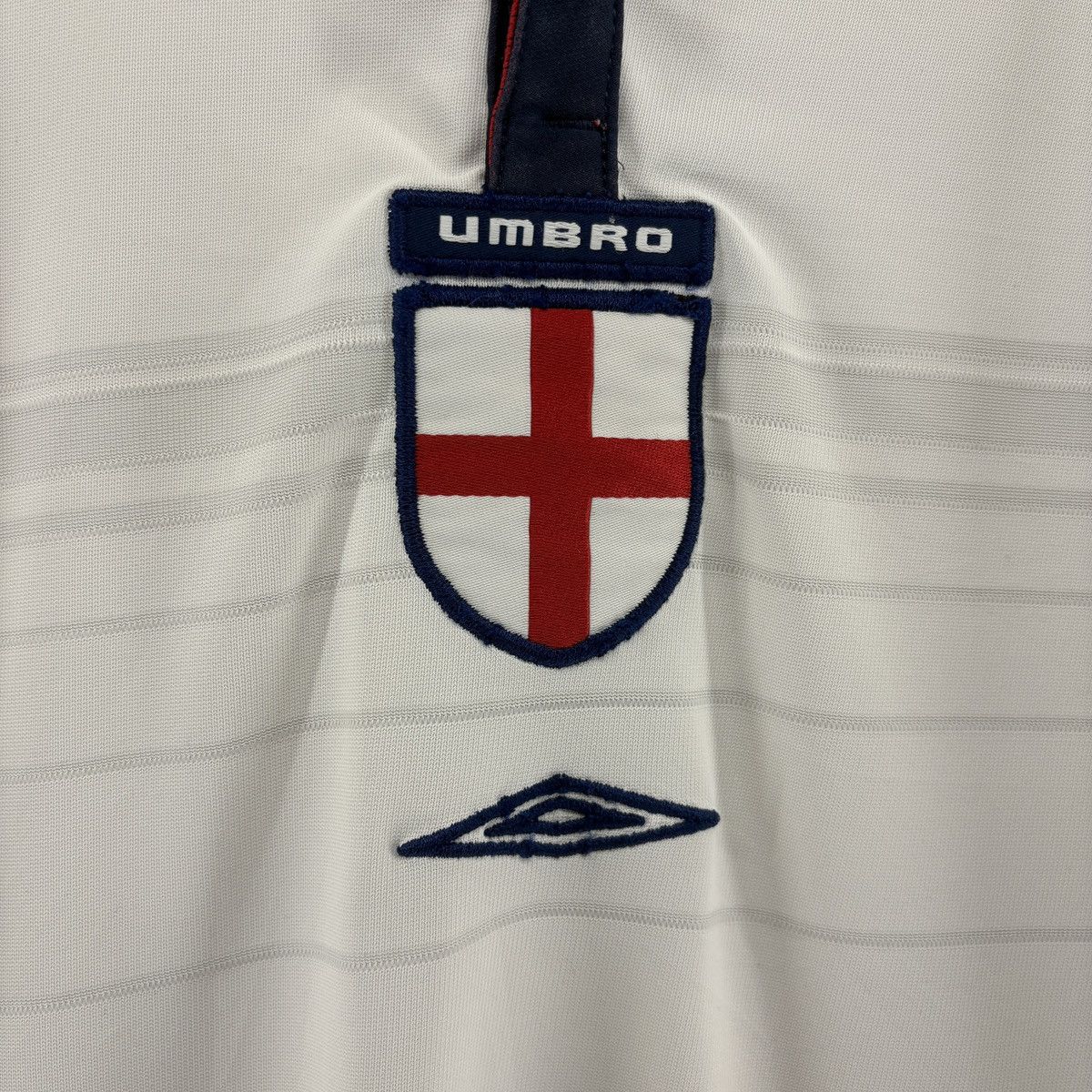 Umbro England 2004 Home Reversible Kit Soccer Football Jersey Size US XL / EU 56 / 4 - 7 Thumbnail
