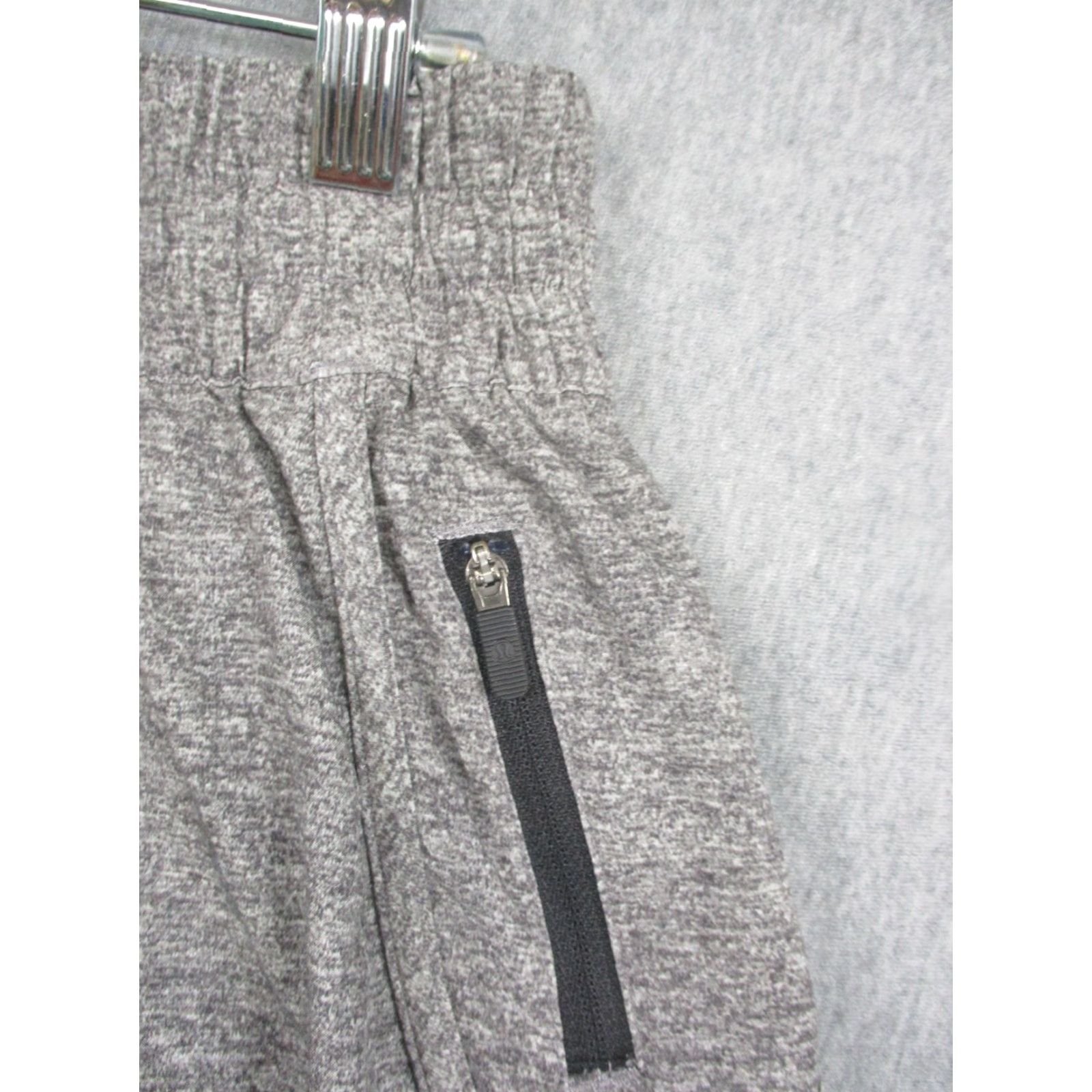 Lululemon Lululemon Shorts Womens 8 Gray Heather Running Lined Zip Pocket Athletic Gym Size 30" / US 8 / IT 44 - 2 Thumbnail